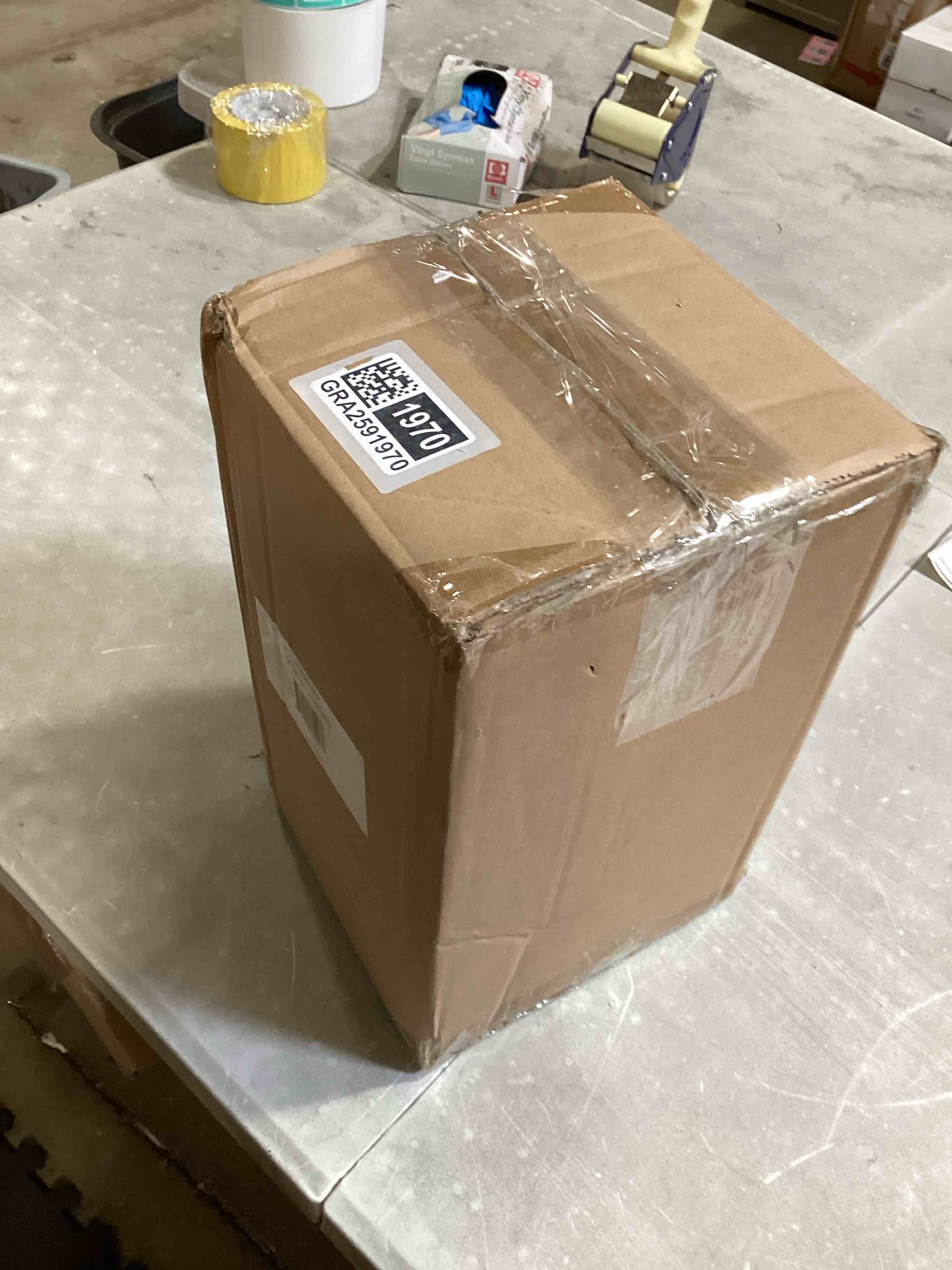 https://s3.amazonaws.com/lotting-images-prod/bidfta/GRA2591970_1751559940597.jpeg
