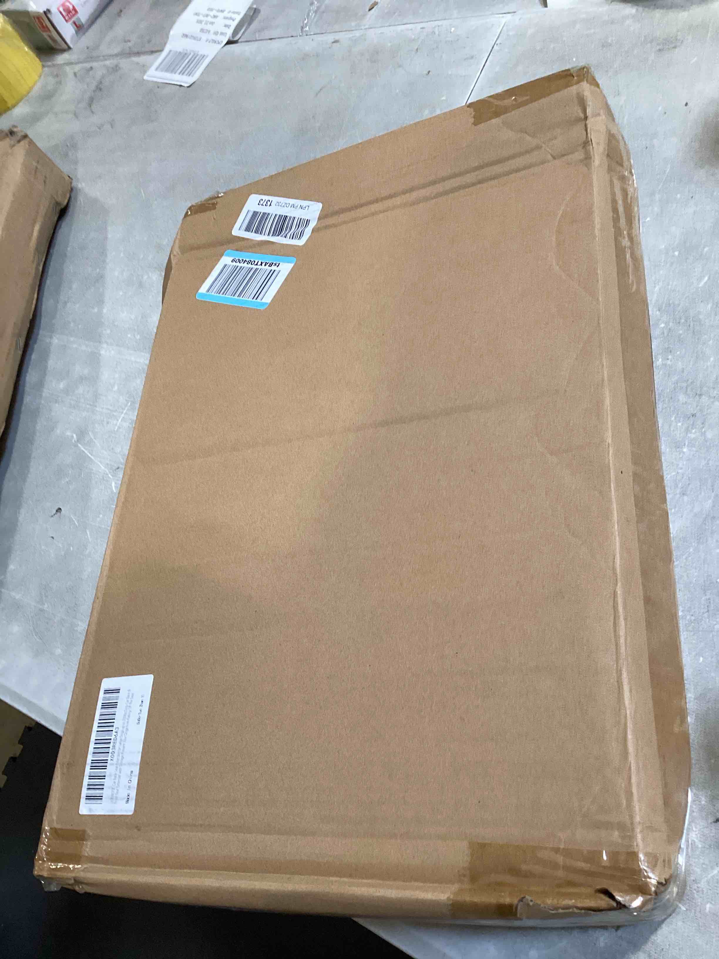 https://s3.amazonaws.com/lotting-images-prod/bidfta/GRA2592047_1751567393677.jpeg
