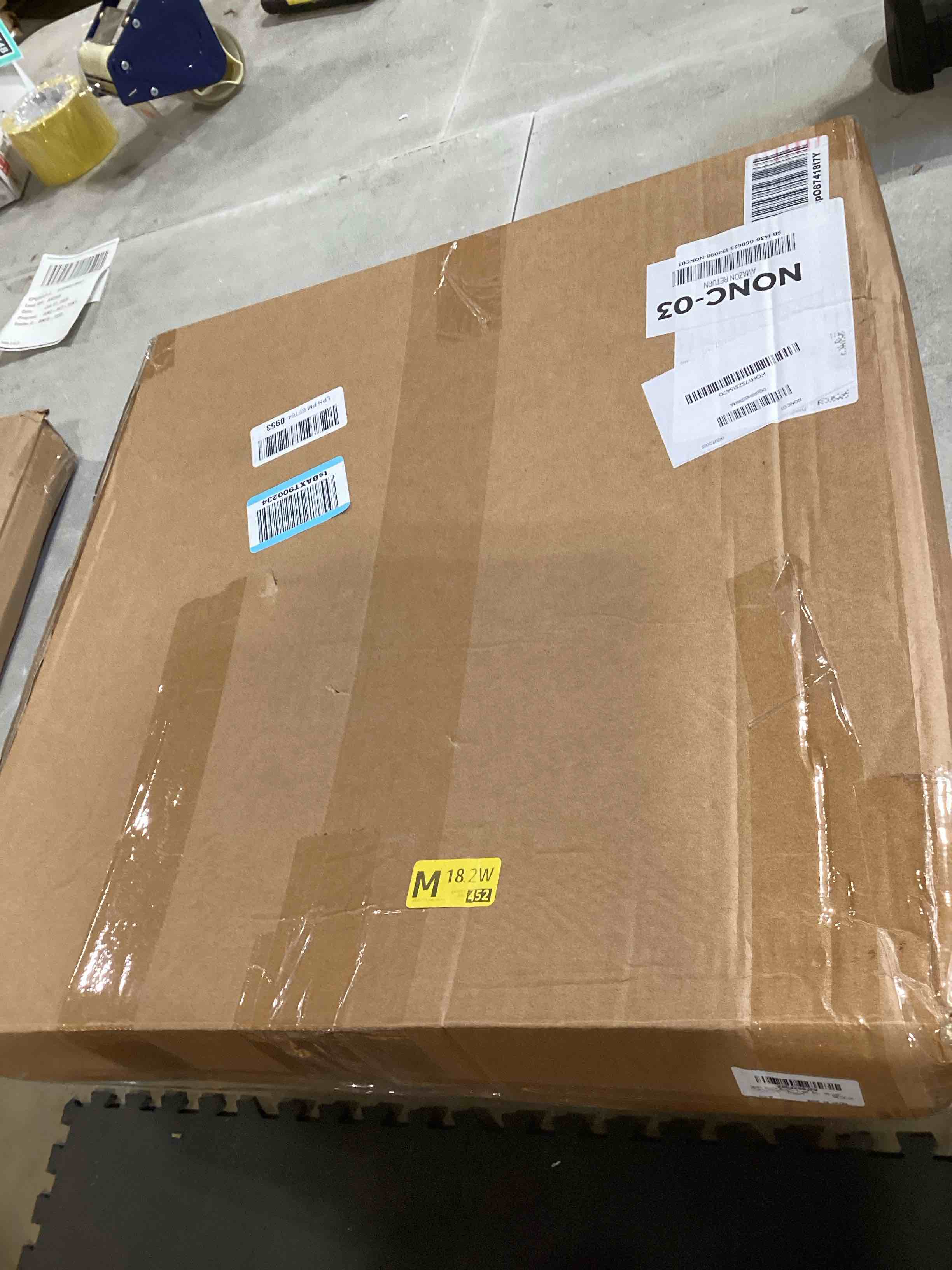 https://s3.amazonaws.com/lotting-images-prod/bidfta/GRA2592560_1751983680067.jpeg