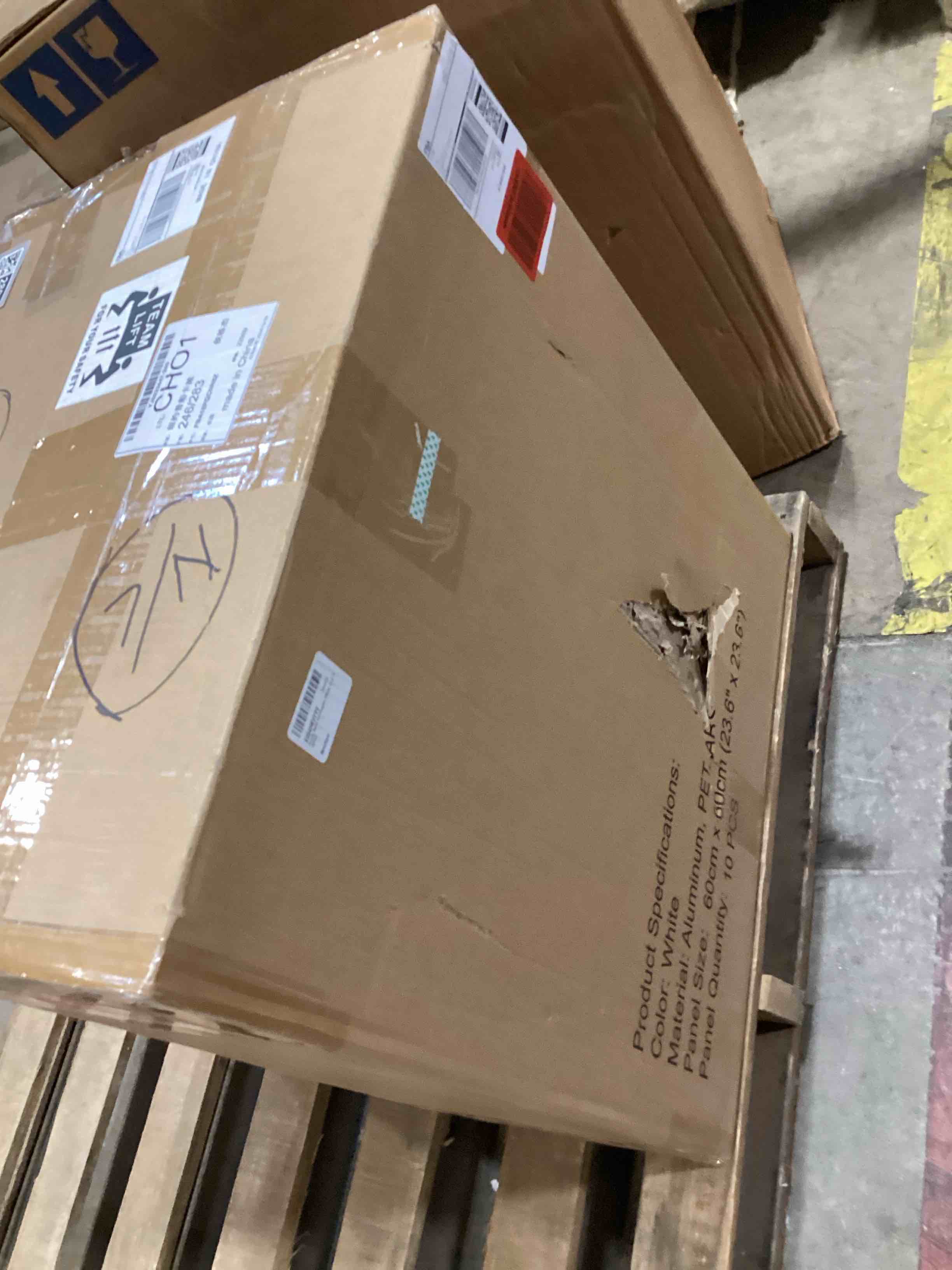 https://s3.amazonaws.com/lotting-images-prod/bidfta/GRA2592893_1752064149277.jpeg