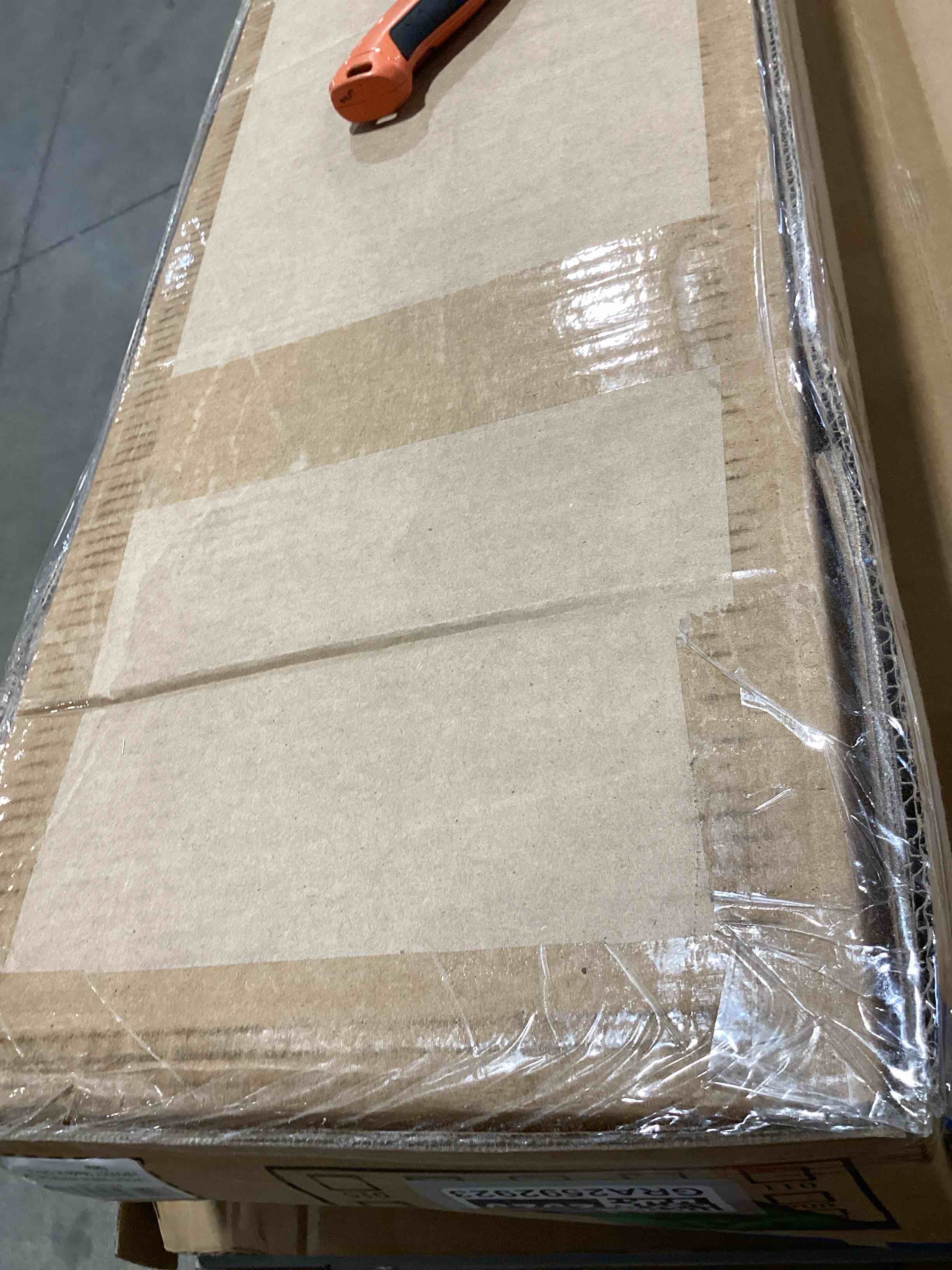 https://s3.amazonaws.com/lotting-images-prod/bidfta/GRA2592923_1752078779058.jpeg