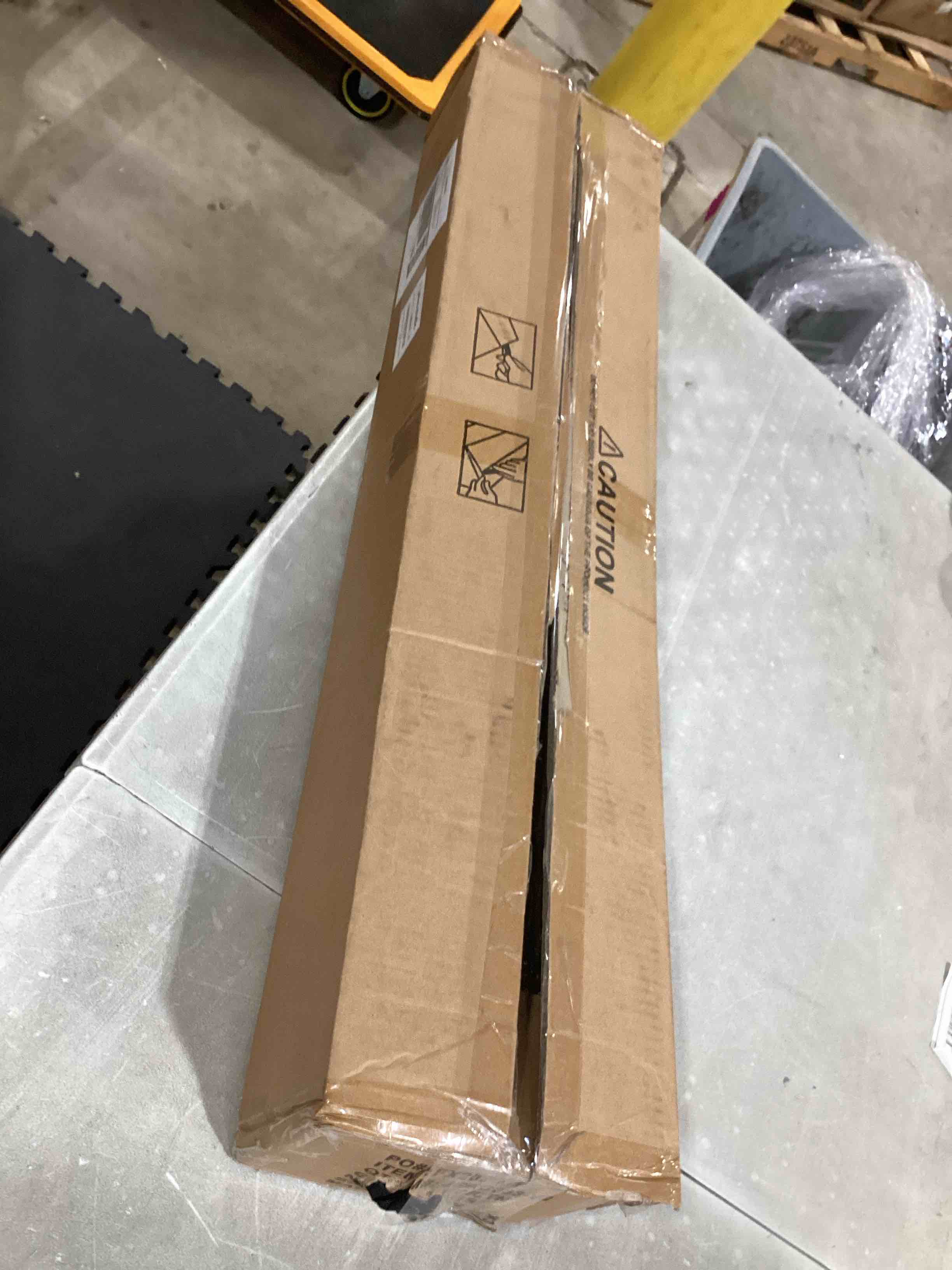 https://s3.amazonaws.com/lotting-images-prod/bidfta/GRA2592950_1752148232424.jpeg