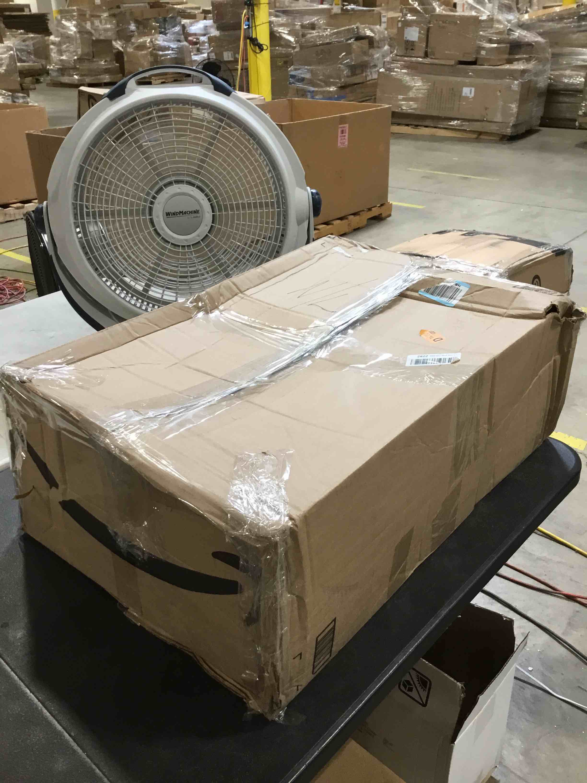 https://s3.amazonaws.com/lotting-images-prod/bidfta/GRA2596025_1751473142202.jpeg