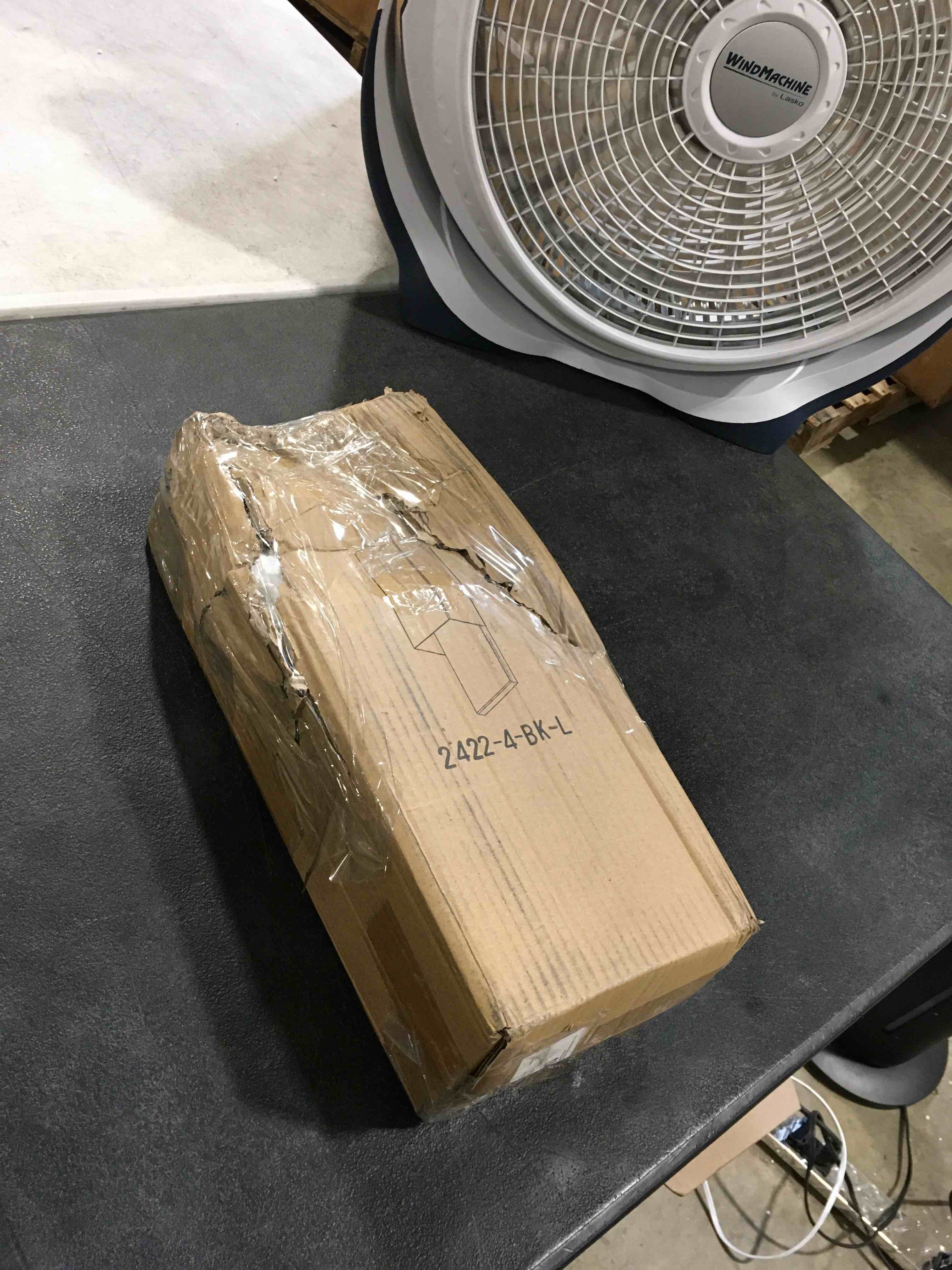 https://s3.amazonaws.com/lotting-images-prod/bidfta/GRA2596131_1751892225829.jpeg