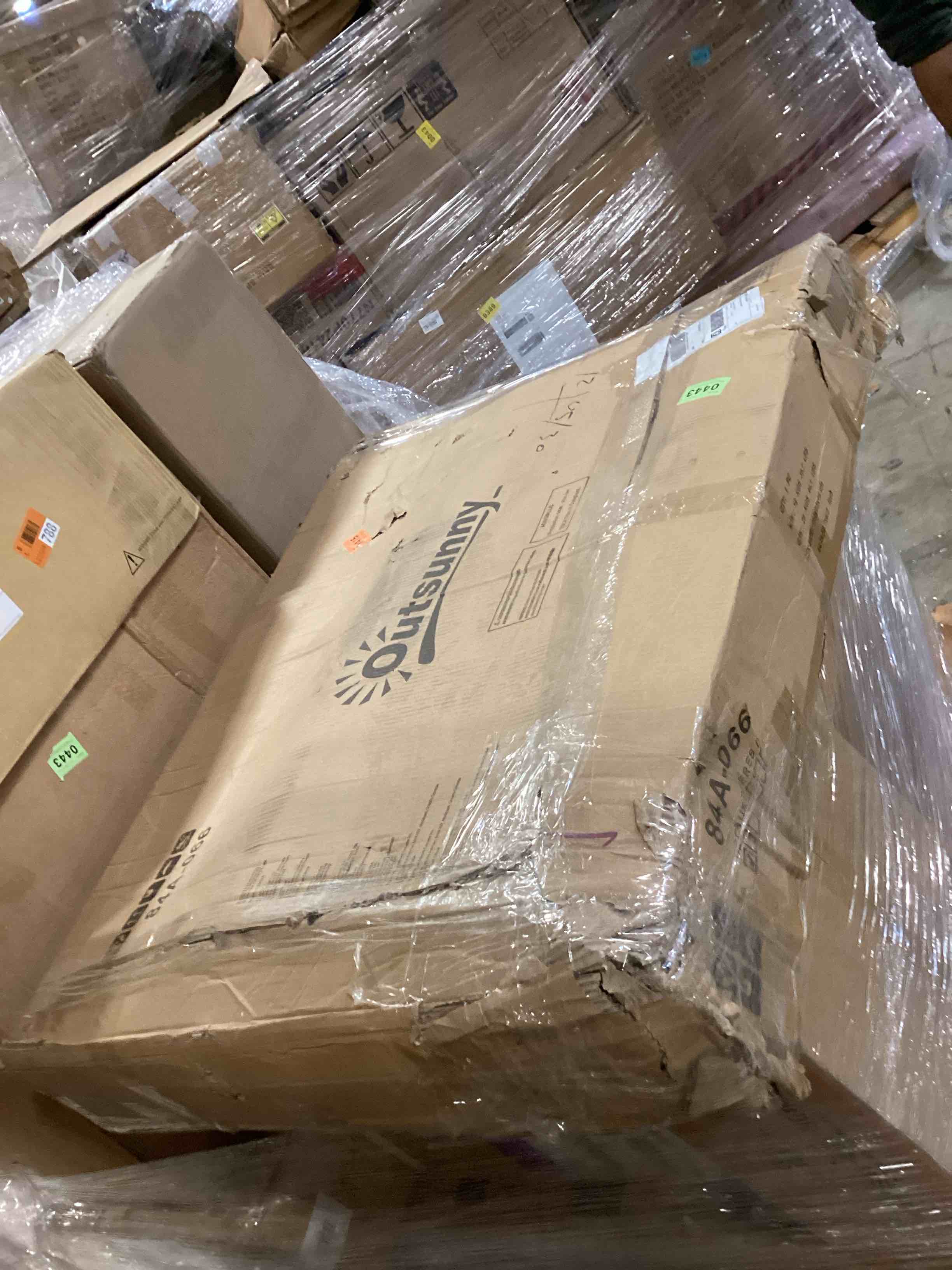 https://s3.amazonaws.com/lotting-images-prod/bidfta/GRA2596159_1751906714383.jpeg