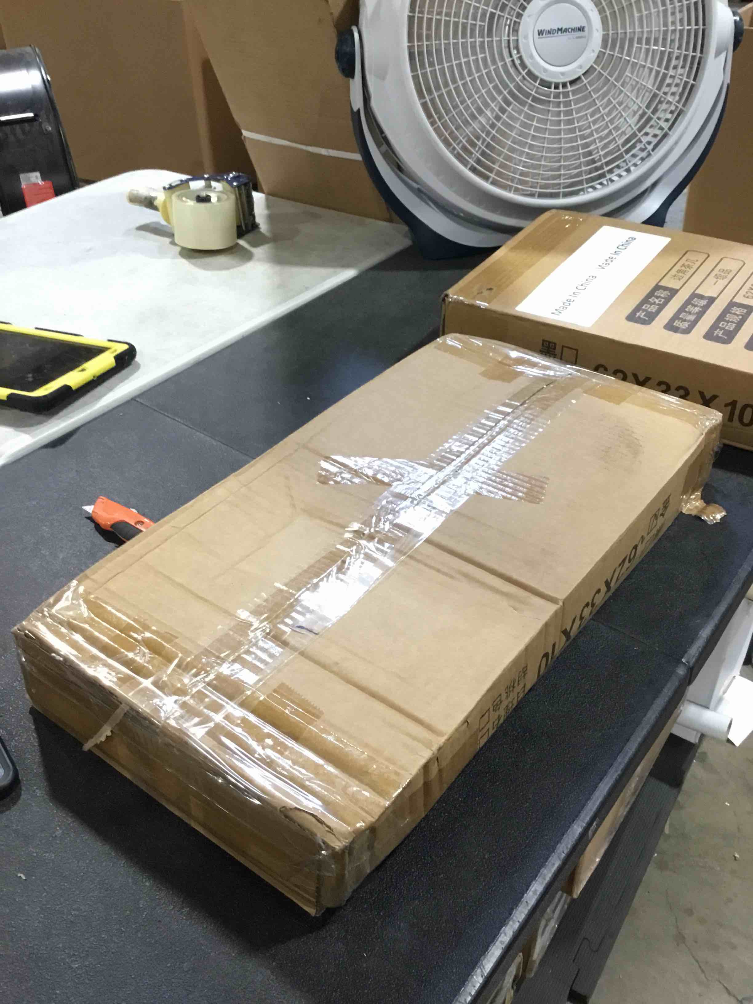 https://s3.amazonaws.com/lotting-images-prod/bidfta/GRA2596207_1751981262175.jpeg
