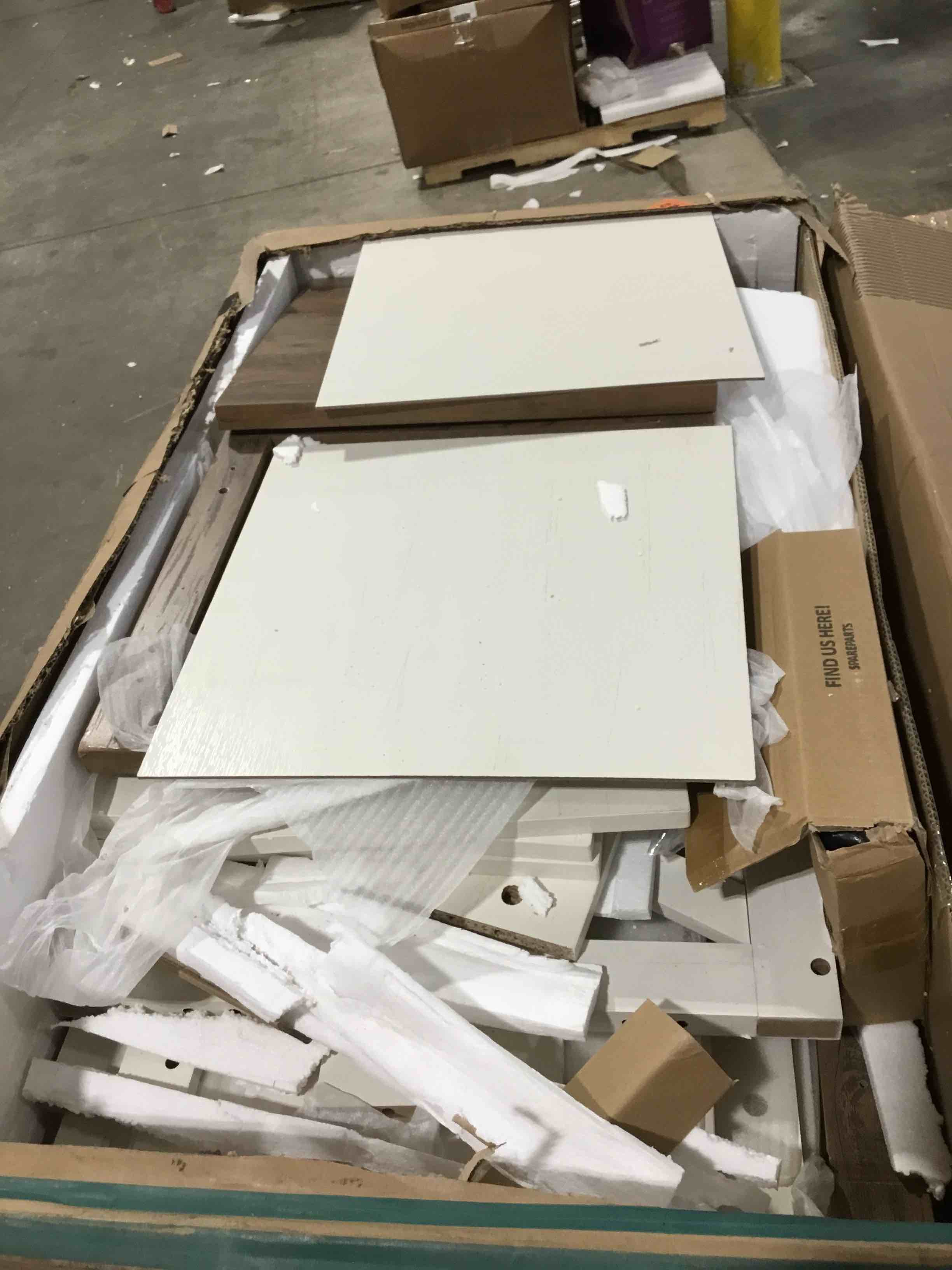 https://s3.amazonaws.com/lotting-images-prod/bidfta/GRA2596221_1751984042977.jpeg
