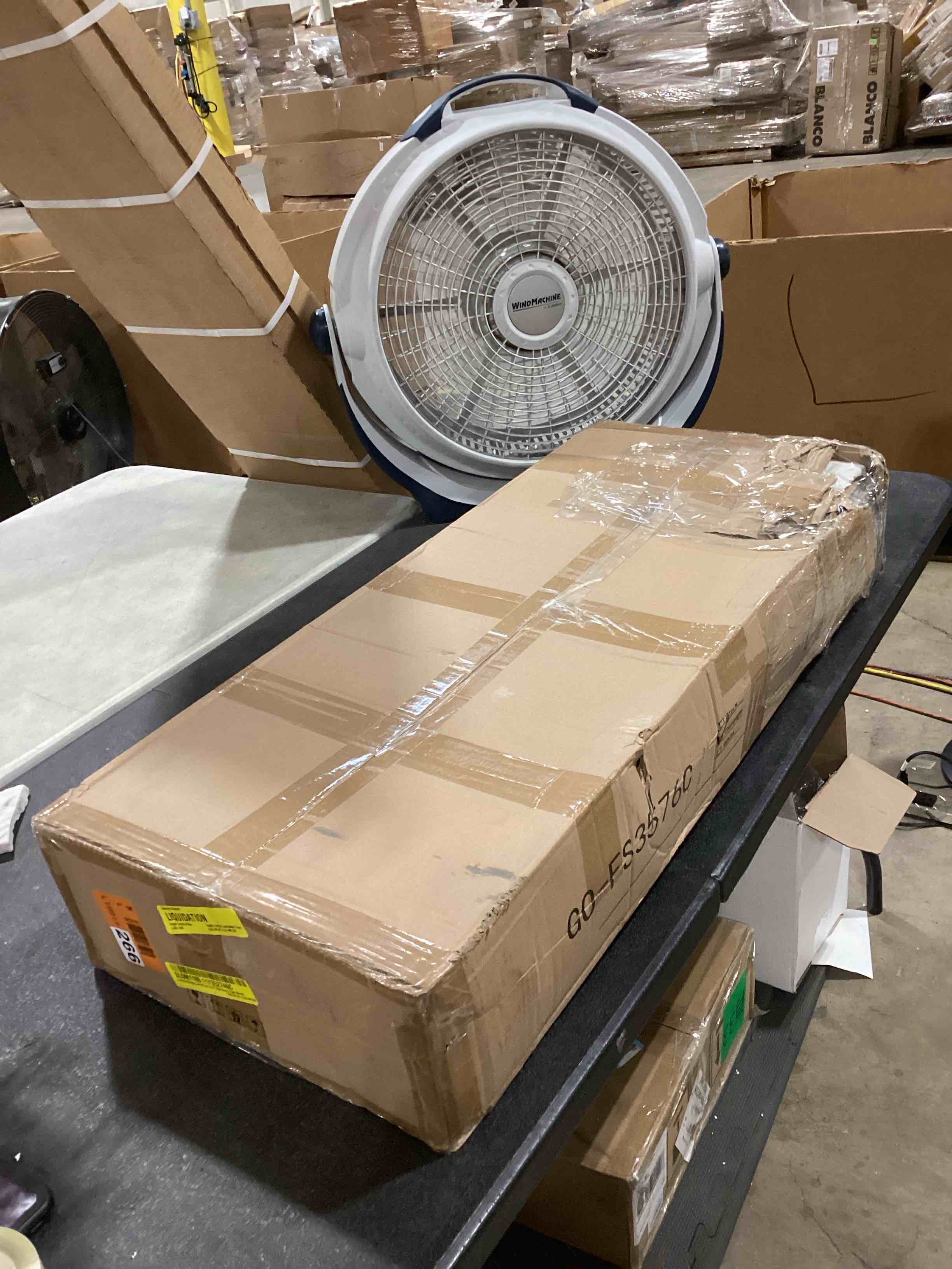 https://s3.amazonaws.com/lotting-images-prod/bidfta/GRA2596305_1752090635056.jpeg