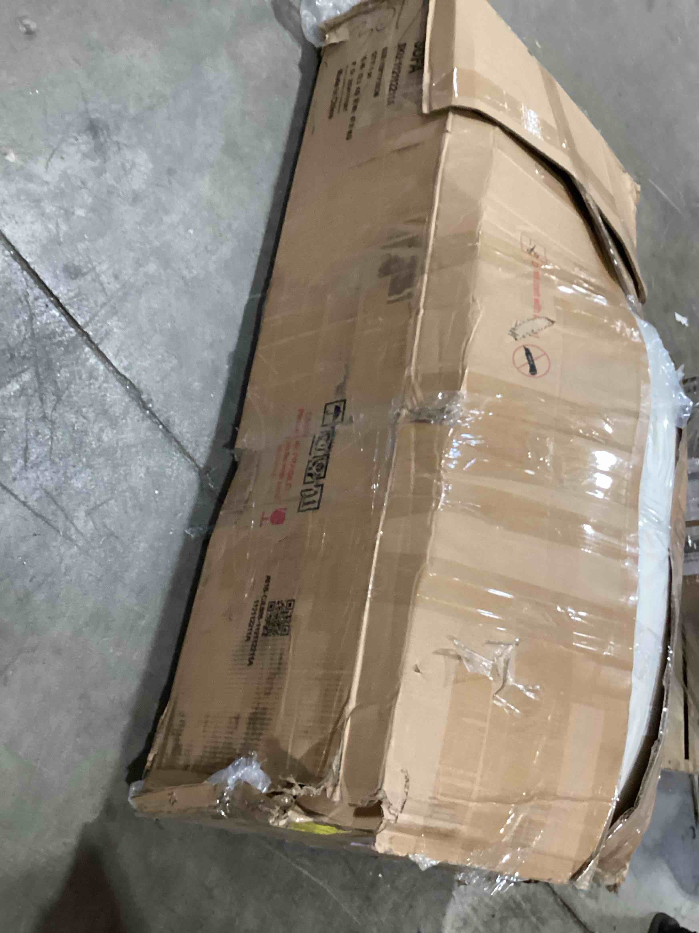 https://s3.amazonaws.com/lotting-images-prod/bidfta/GRA2596318_1752157770065.jpeg