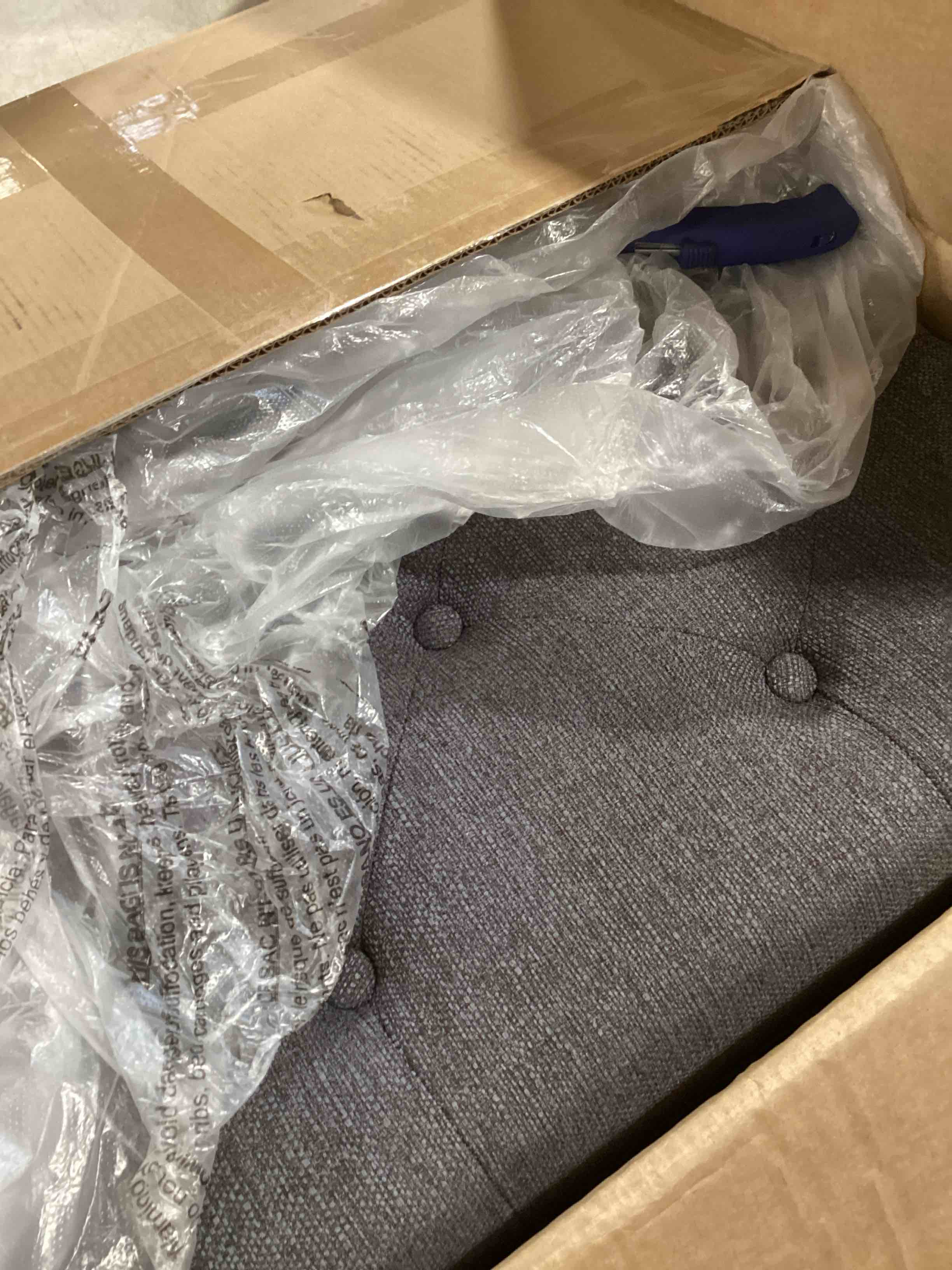 https://s3.amazonaws.com/lotting-images-prod/bidfta/GRA2596335_1752170266506.jpeg