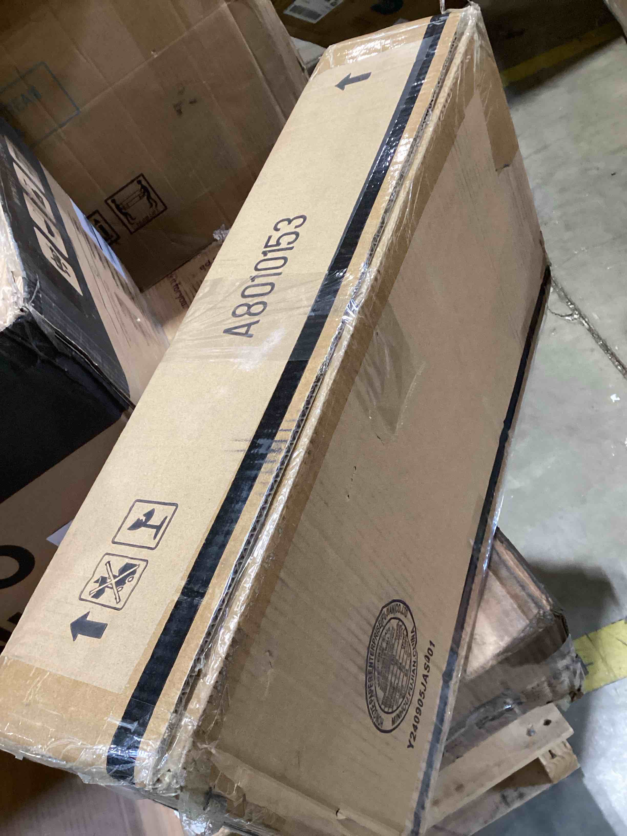 https://s3.amazonaws.com/lotting-images-prod/bidfta/GRA2598349_1759429938436.jpeg