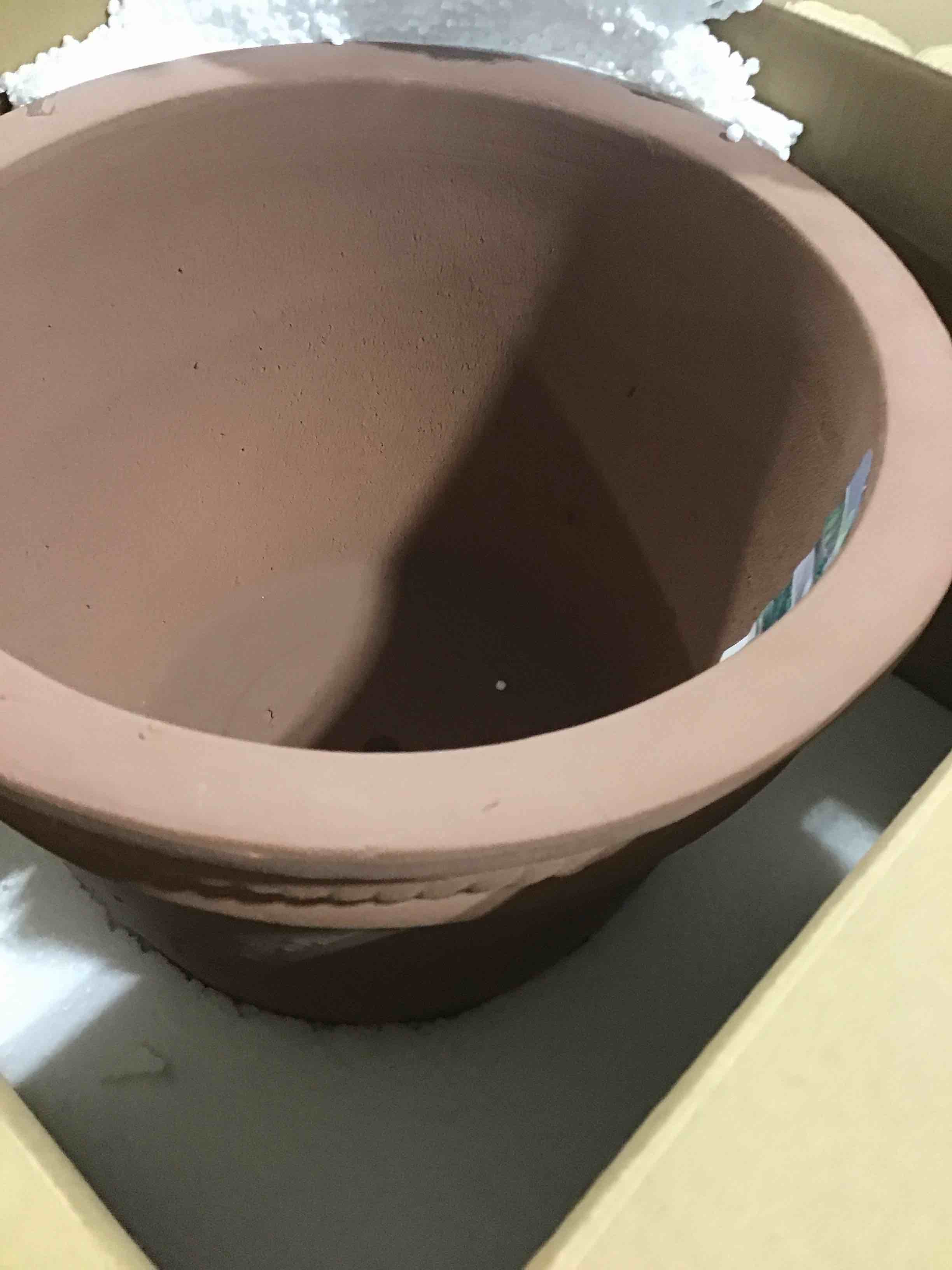 15 in (38.1cm) Clay Michelle Planter