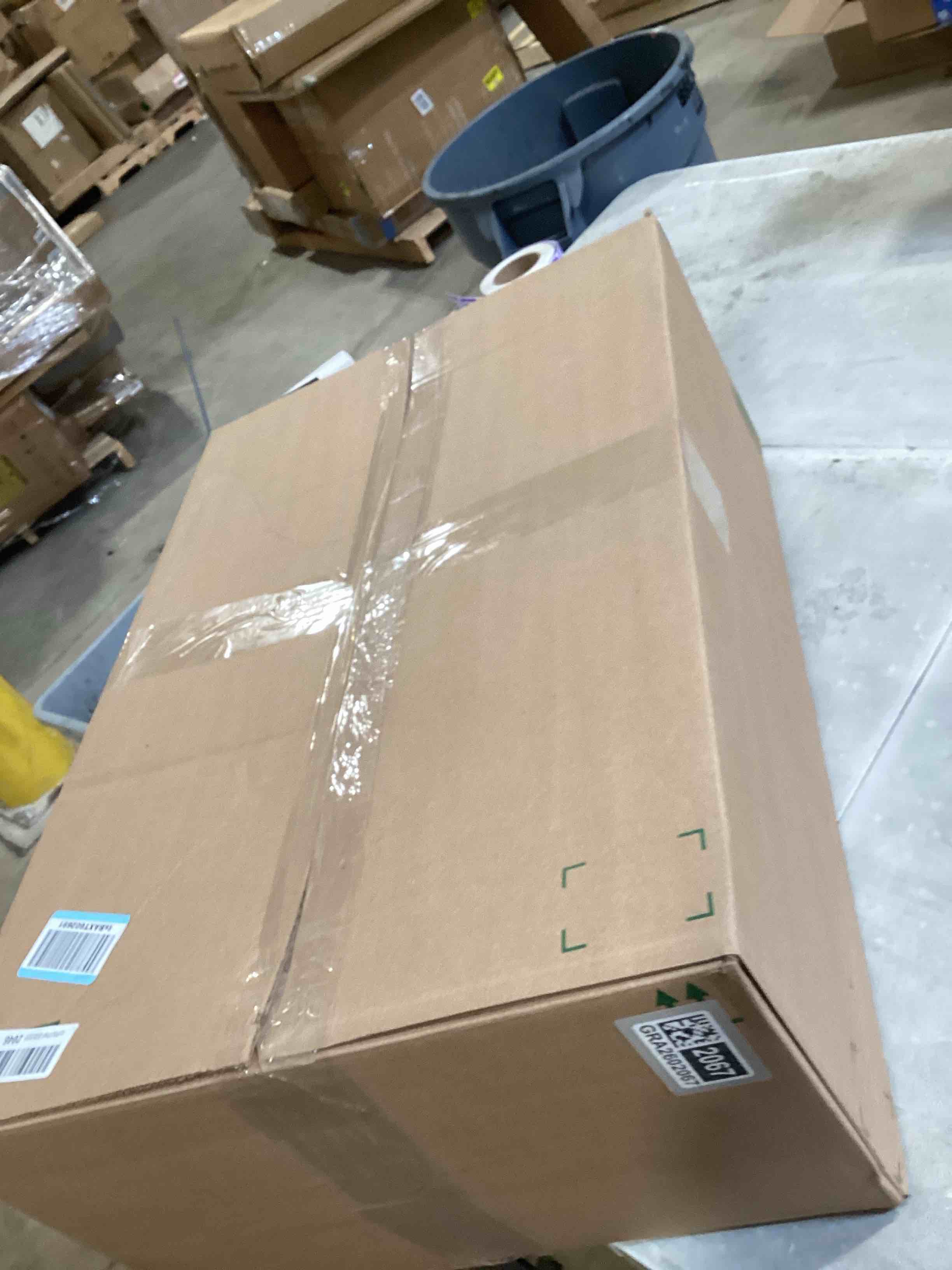 https://s3.amazonaws.com/lotting-images-prod/bidfta/GRA2602067_1754501979040.jpeg