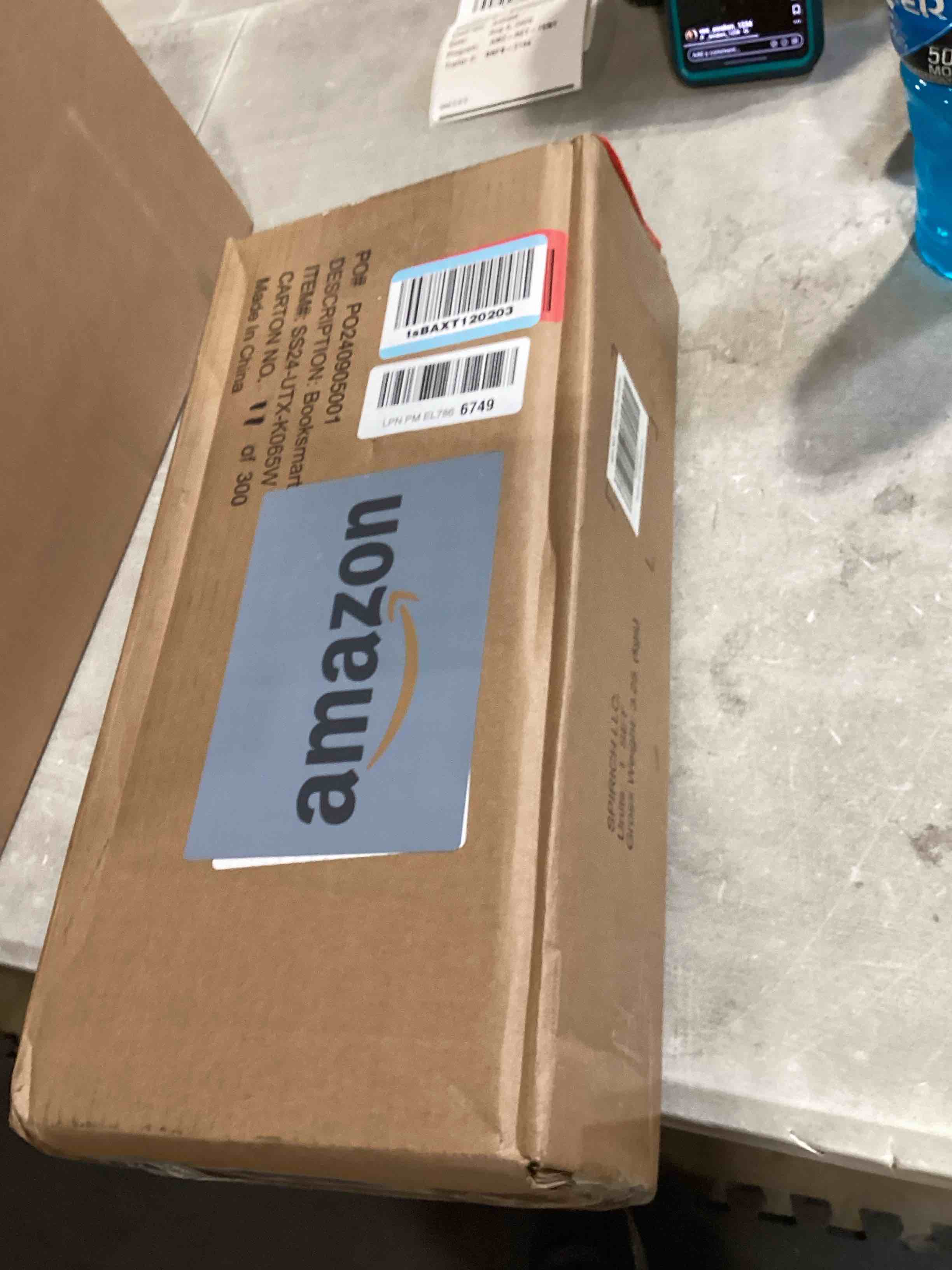 https://s3.amazonaws.com/lotting-images-prod/bidfta/GRA2602205_1754573438105.jpeg