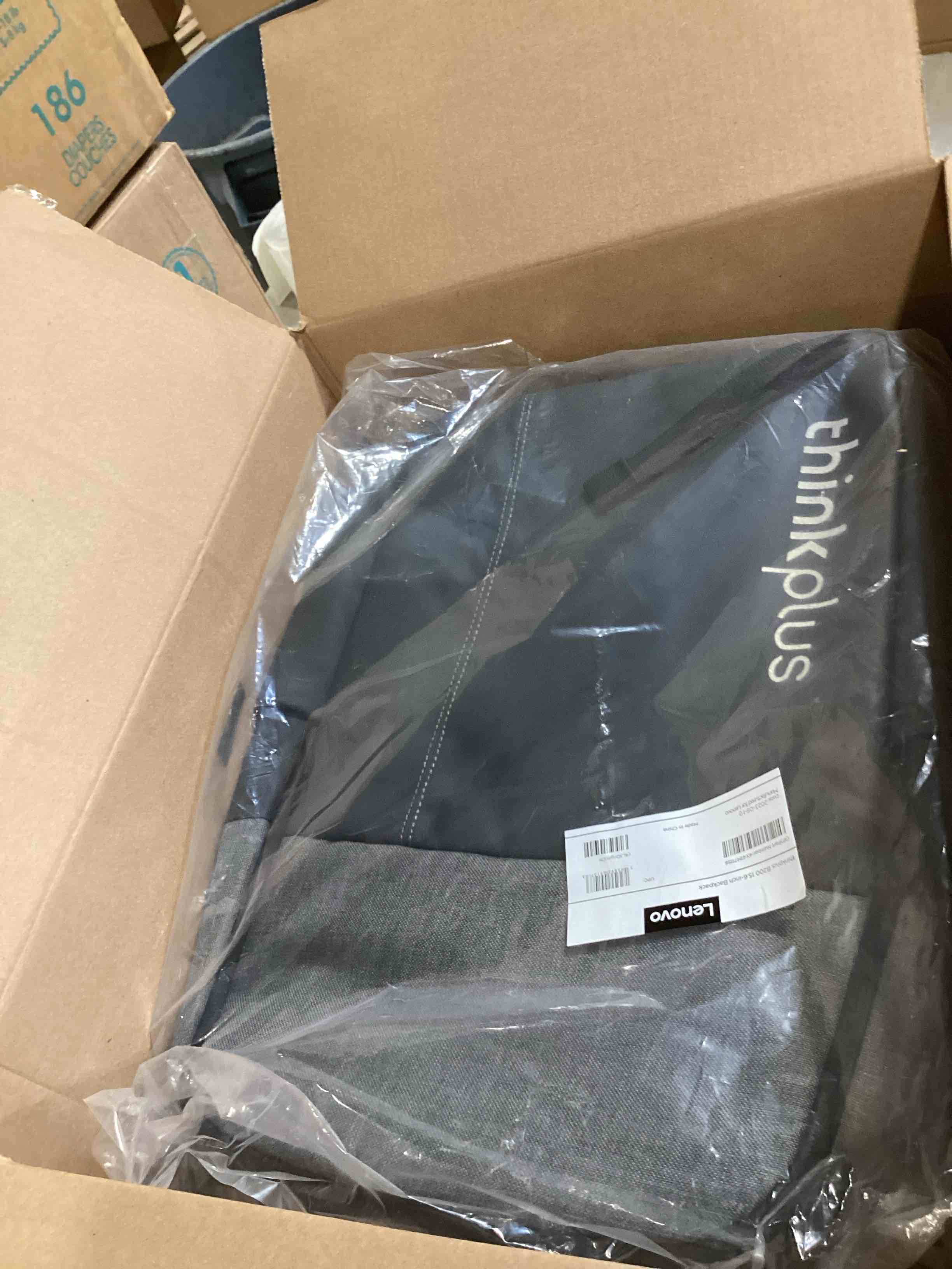 https://s3.amazonaws.com/lotting-images-prod/bidfta/GRA2602208_1754573551210.jpeg