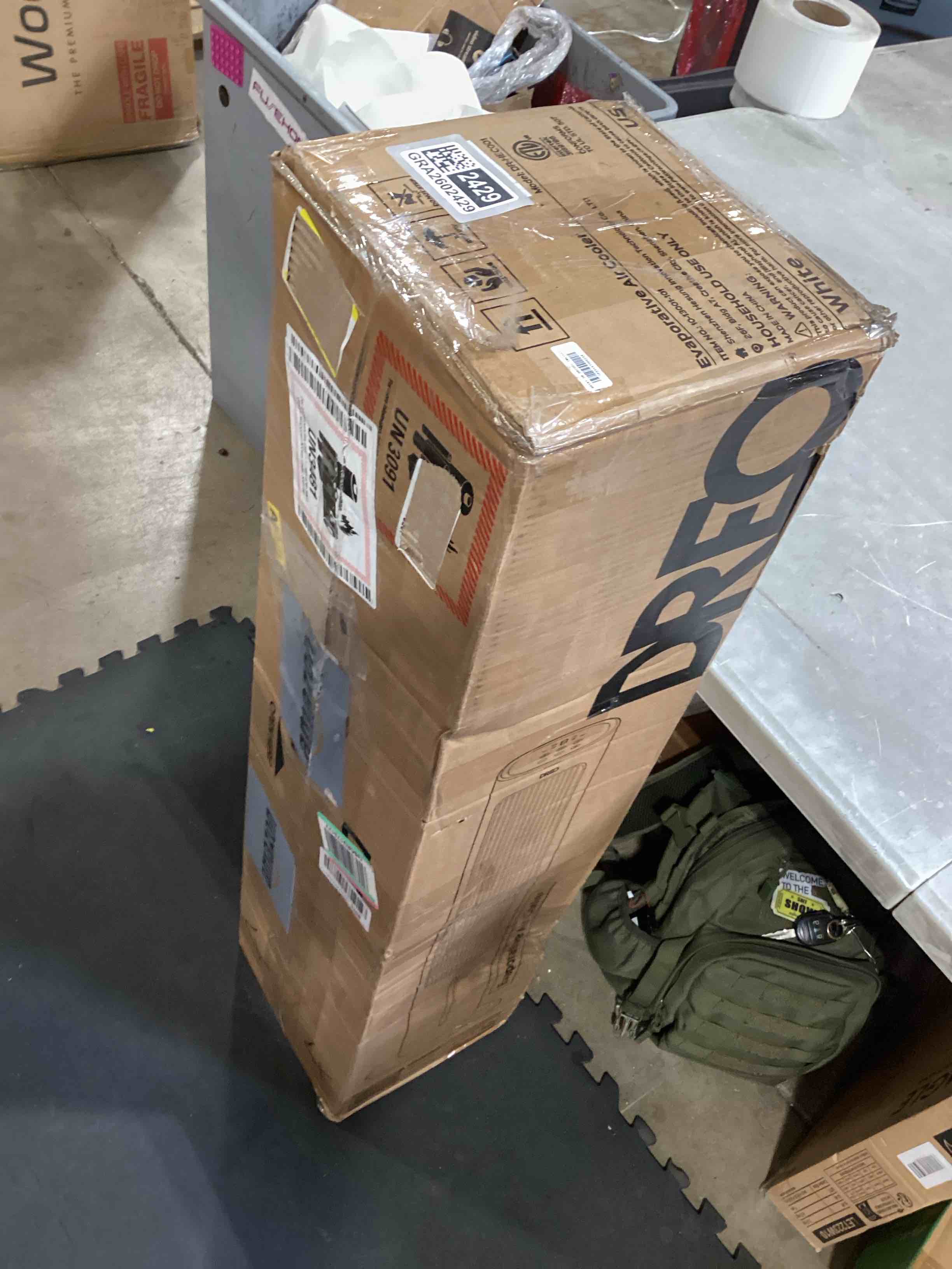 https://s3.amazonaws.com/lotting-images-prod/bidfta/GRA2602429_1754662286663.jpeg