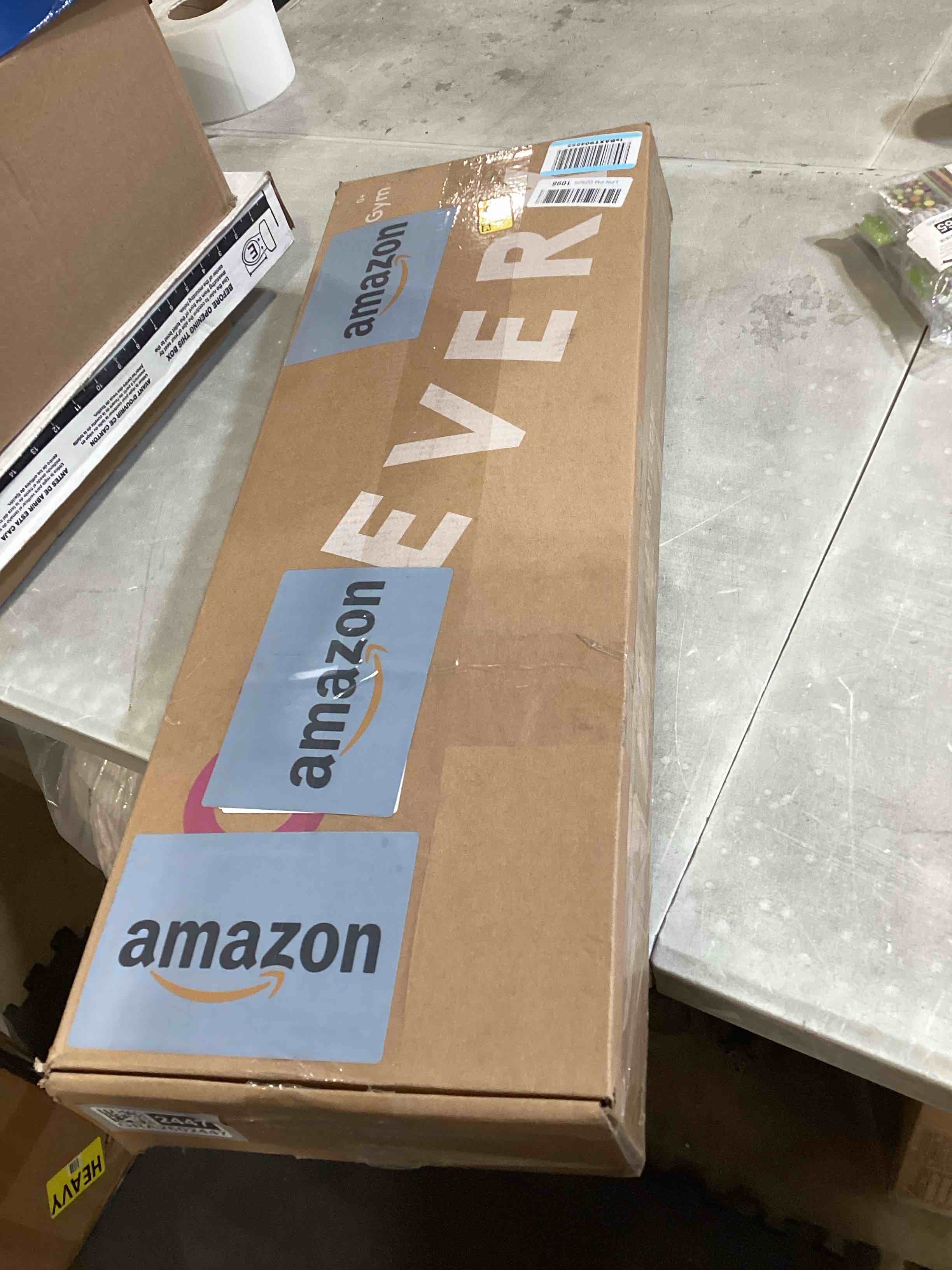 https://s3.amazonaws.com/lotting-images-prod/bidfta/GRA2602447_1754664542914.jpeg