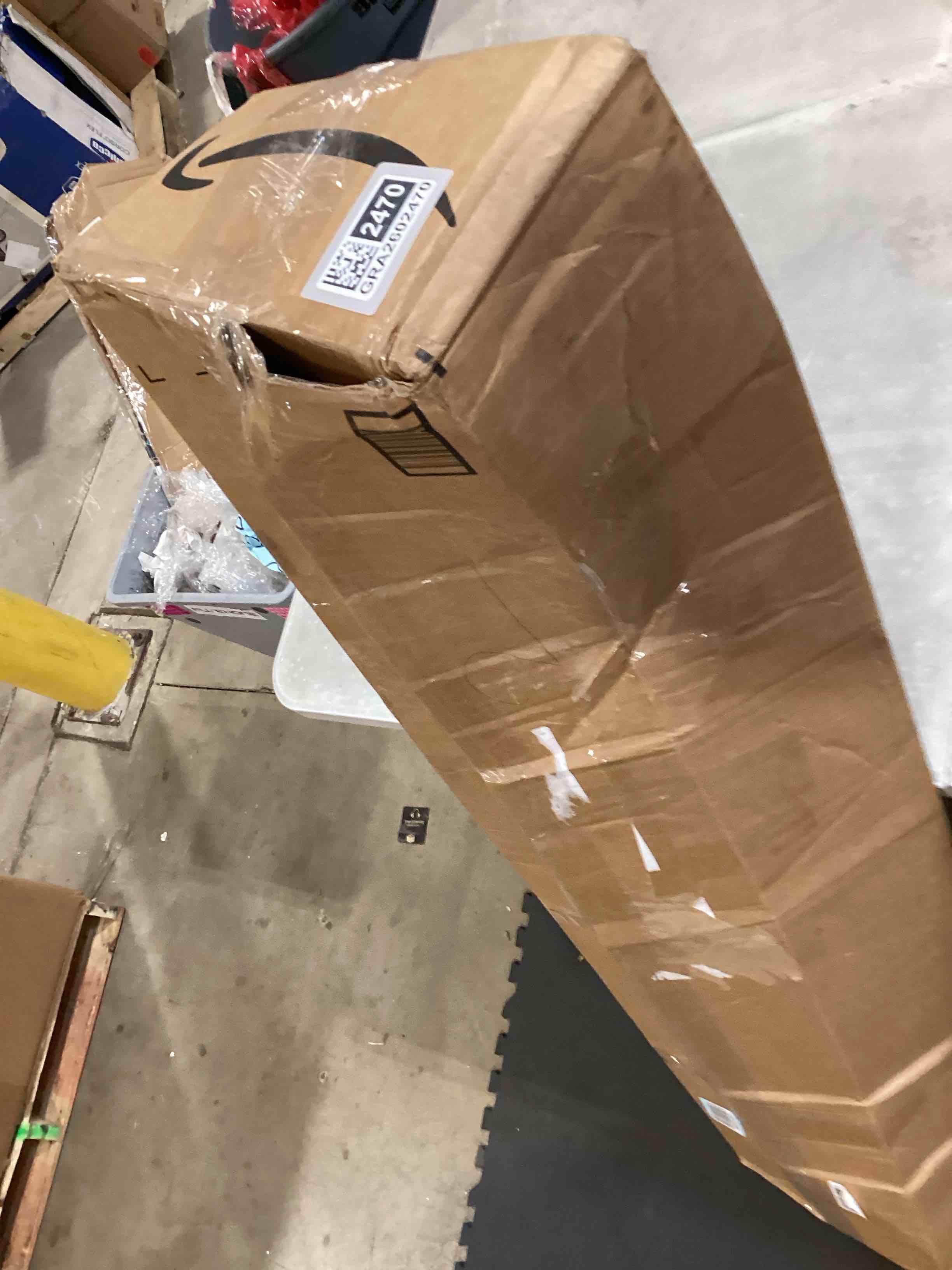 https://s3.amazonaws.com/lotting-images-prod/bidfta/GRA2602470_1754669225707.jpeg