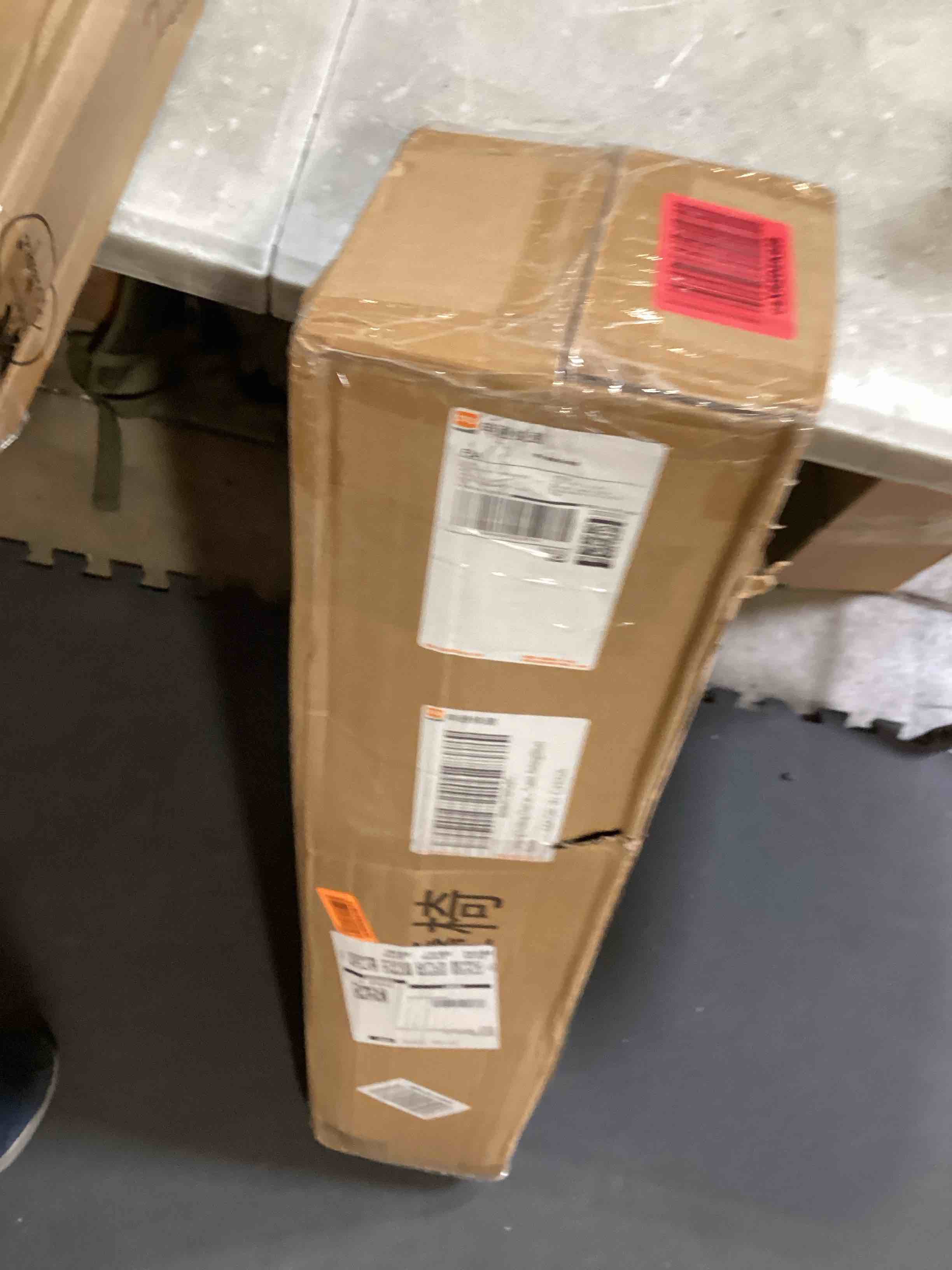 https://s3.amazonaws.com/lotting-images-prod/bidfta/GRA2602471_1754669545340.jpeg