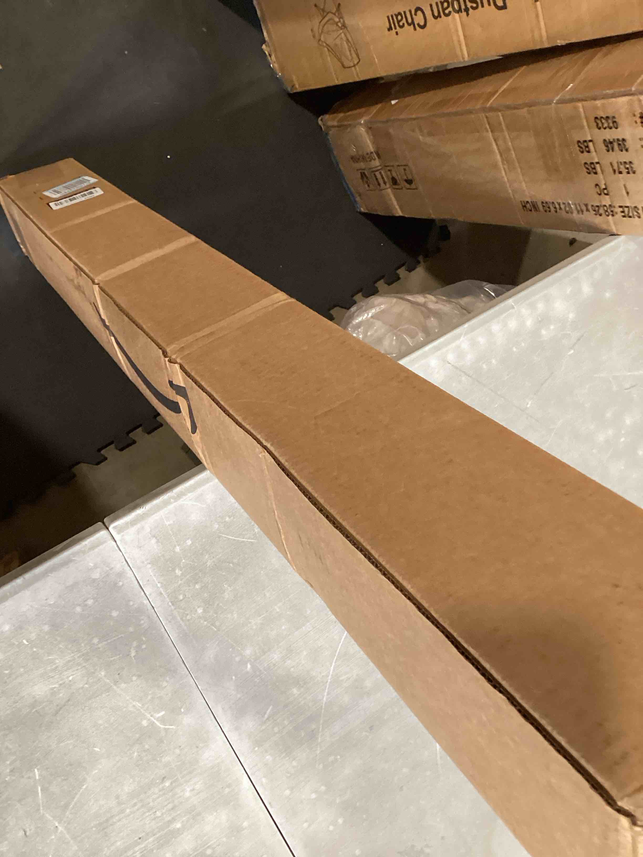 https://s3.amazonaws.com/lotting-images-prod/bidfta/GRA2602480_1754669698765.jpeg