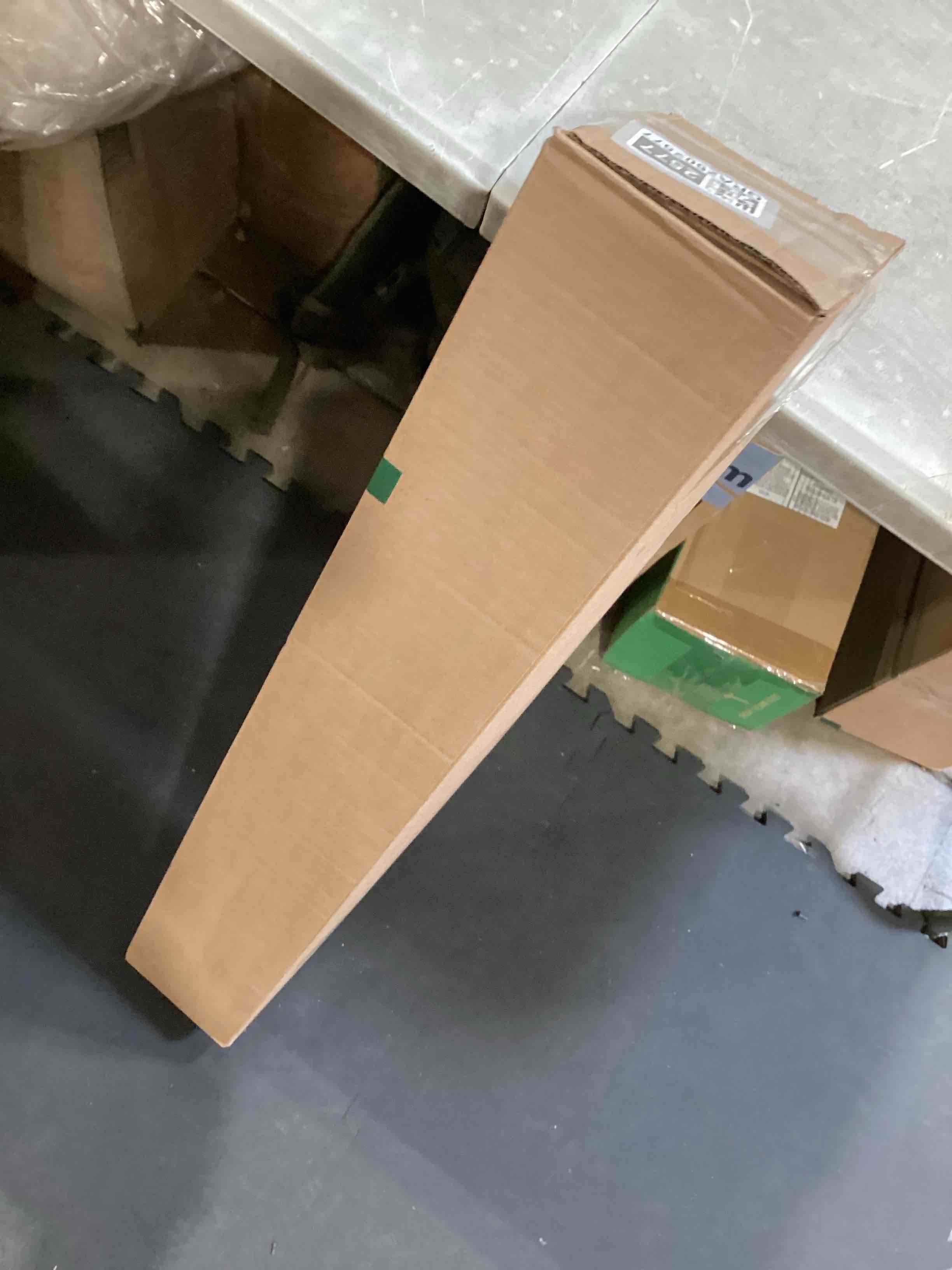 https://s3.amazonaws.com/lotting-images-prod/bidfta/GRA2602577_1754680484554.jpeg