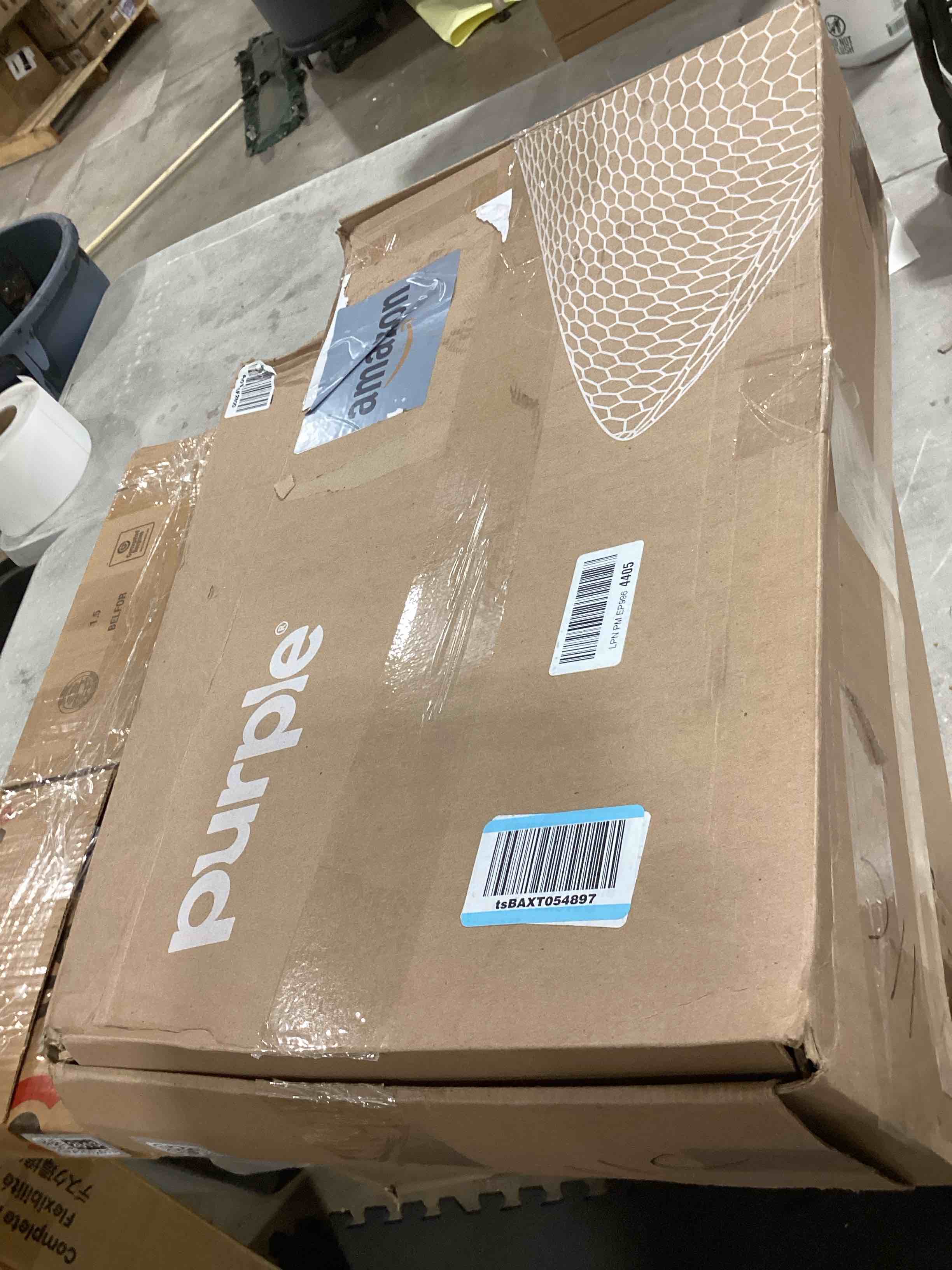 https://s3.amazonaws.com/lotting-images-prod/bidfta/GRA2602612_1754910951023.jpeg