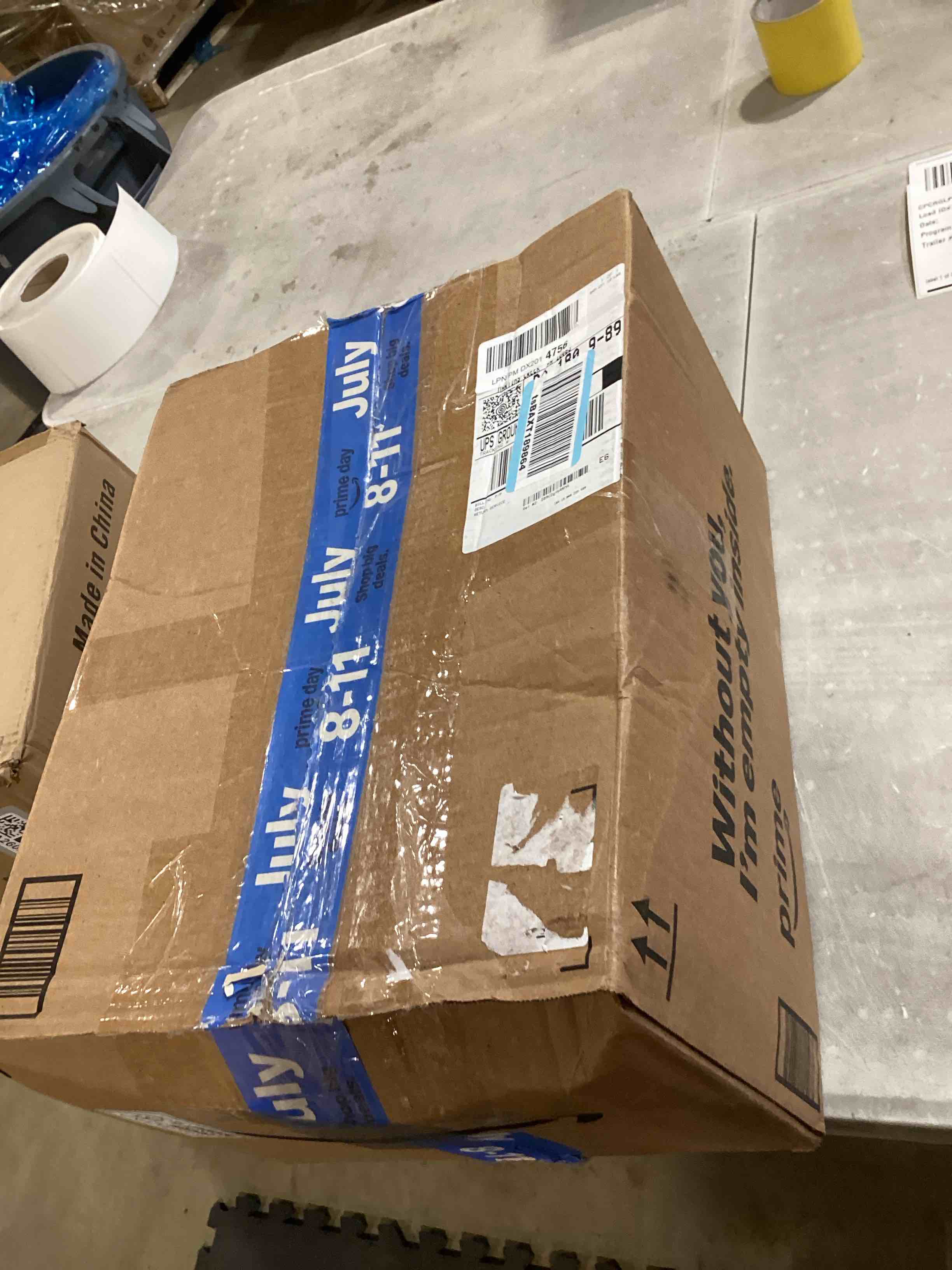https://s3.amazonaws.com/lotting-images-prod/bidfta/GRA2602668_1754918538869.jpeg
