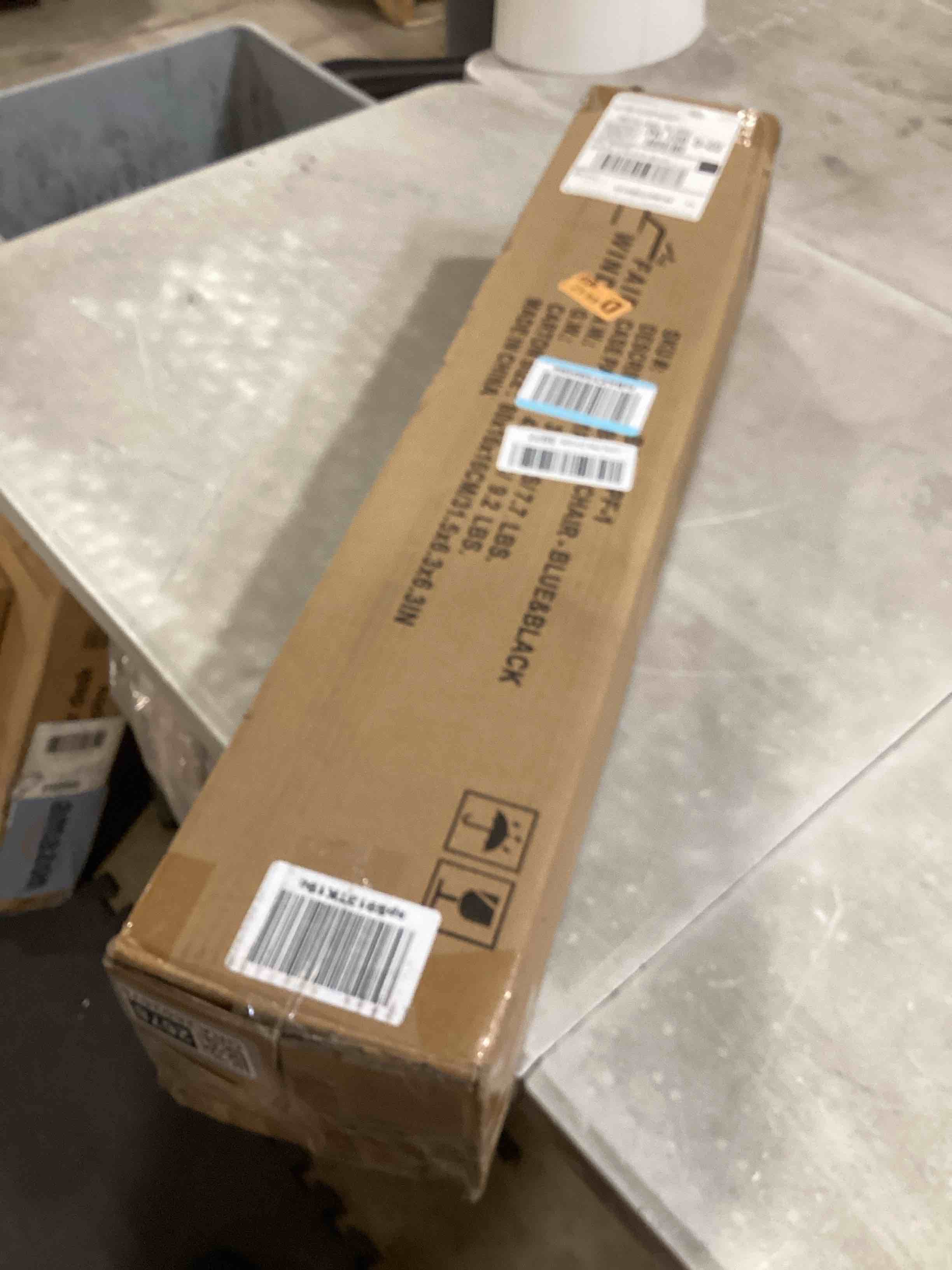 https://s3.amazonaws.com/lotting-images-prod/bidfta/GRA2602678_1754919563043.jpeg