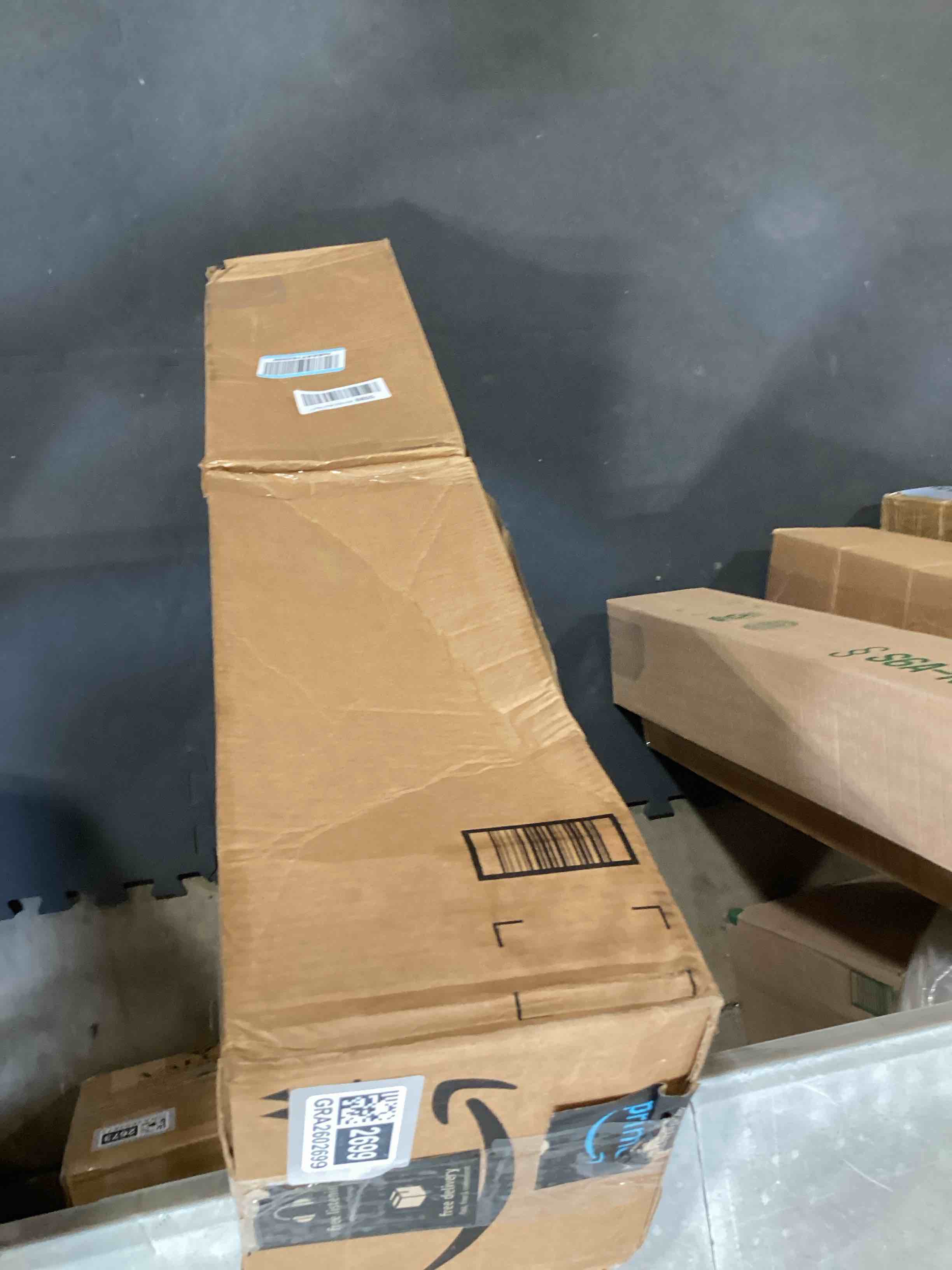 https://s3.amazonaws.com/lotting-images-prod/bidfta/GRA2602699_1754921306536.jpeg