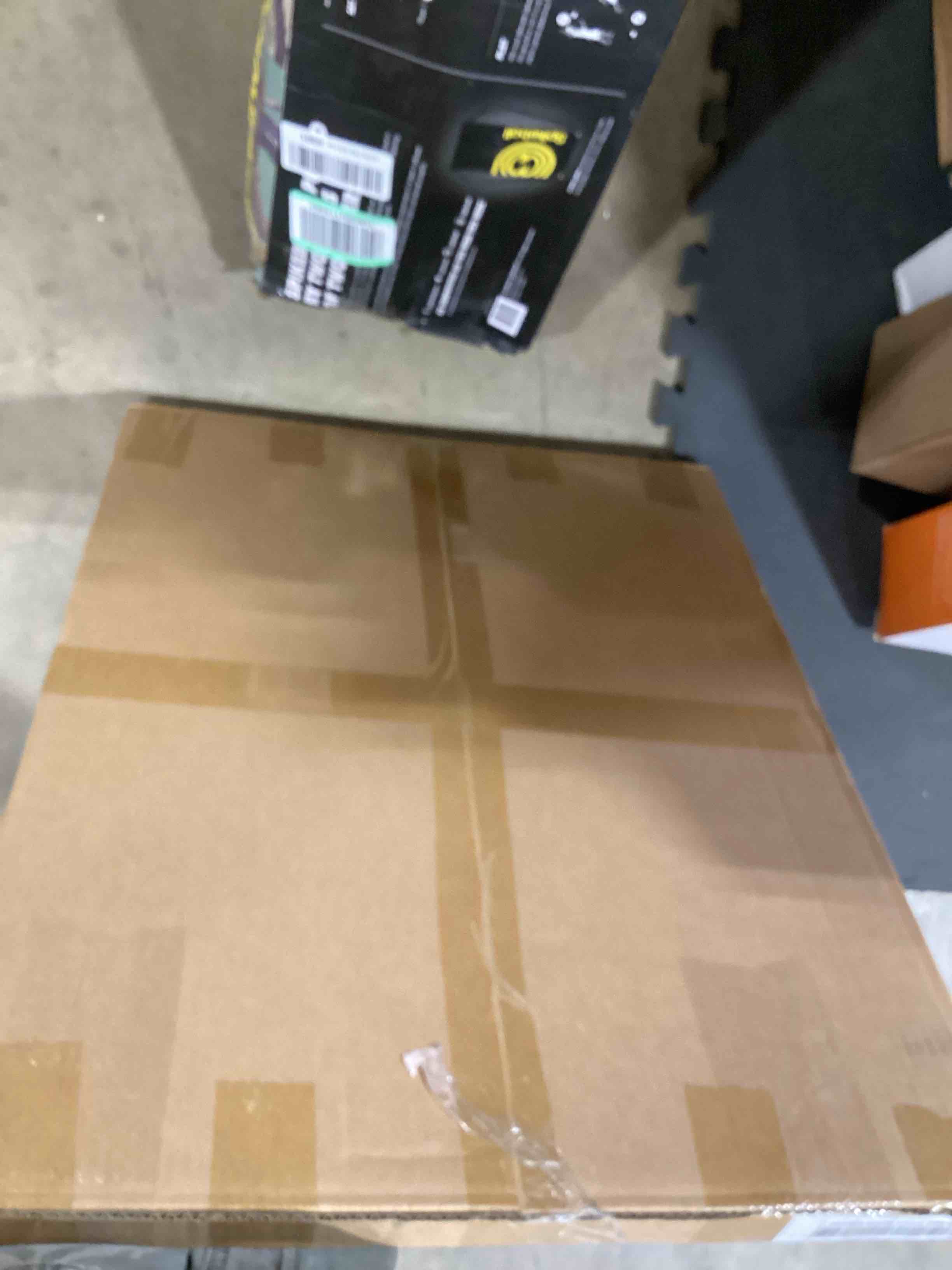 https://s3.amazonaws.com/lotting-images-prod/bidfta/GRA2602704_1754920292386.jpeg