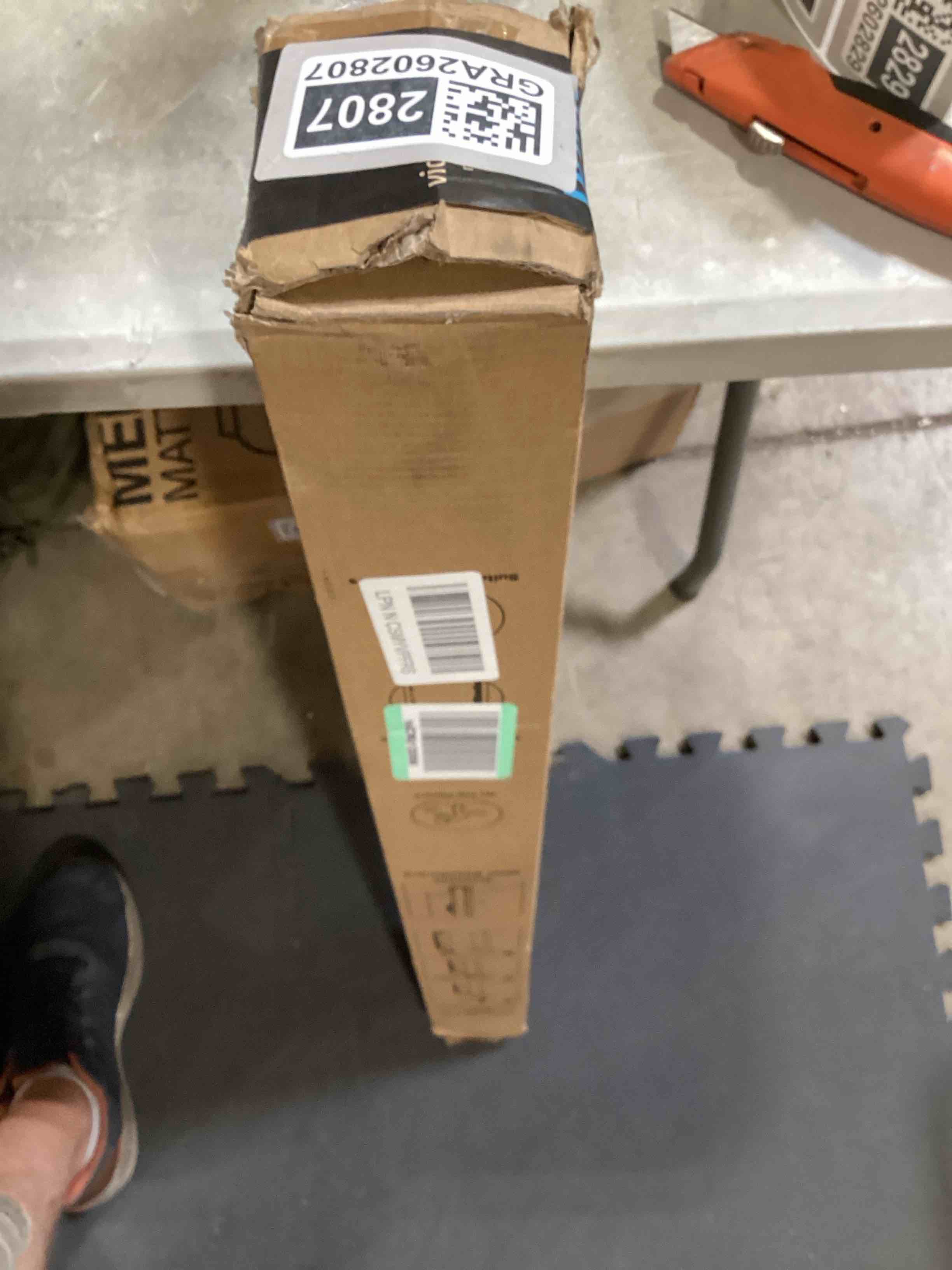 https://s3.amazonaws.com/lotting-images-prod/bidfta/GRA2602807_1754930481124.jpeg