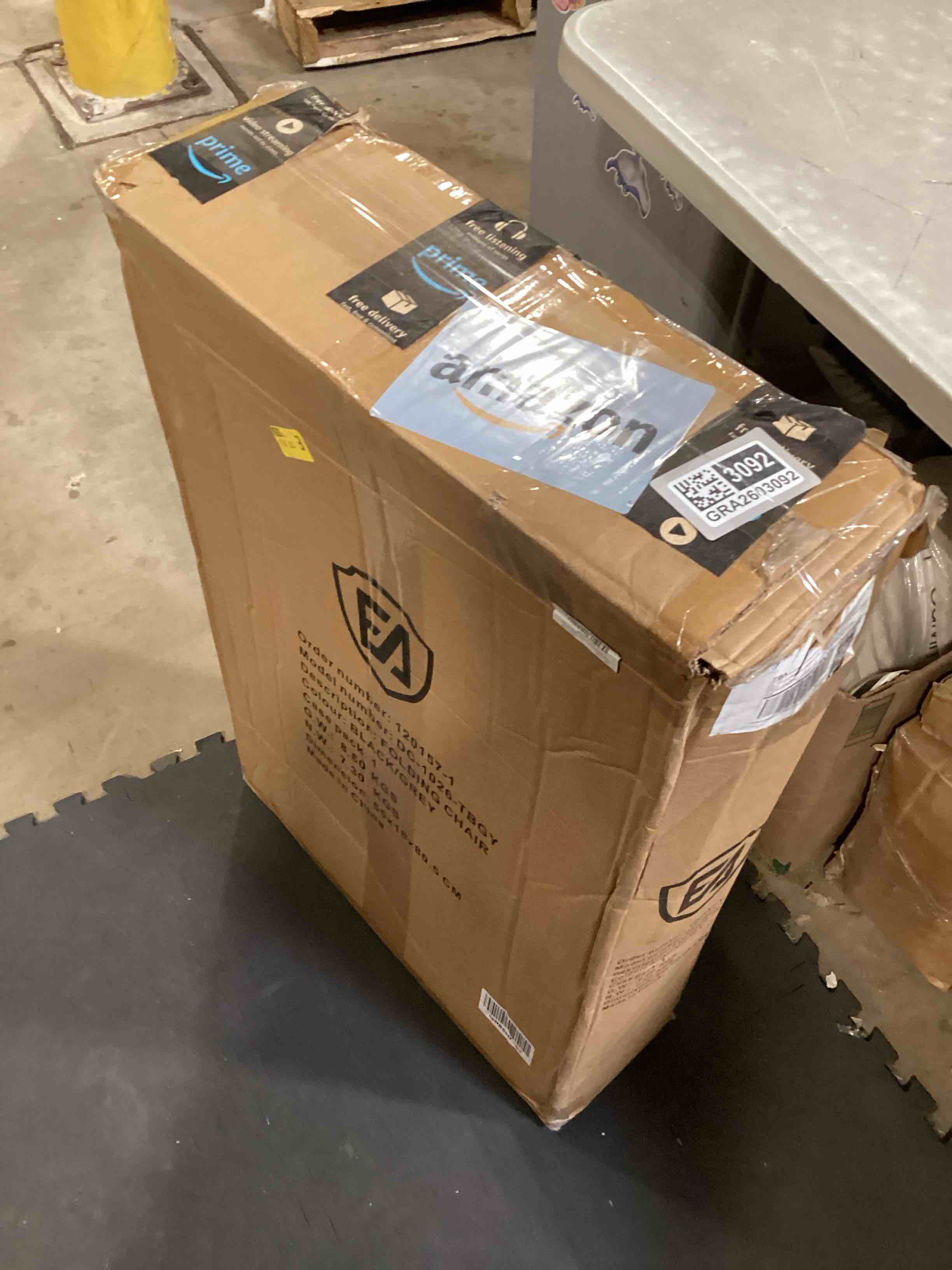 https://s3.amazonaws.com/lotting-images-prod/bidfta/GRA2603092_1755011402906.jpeg
