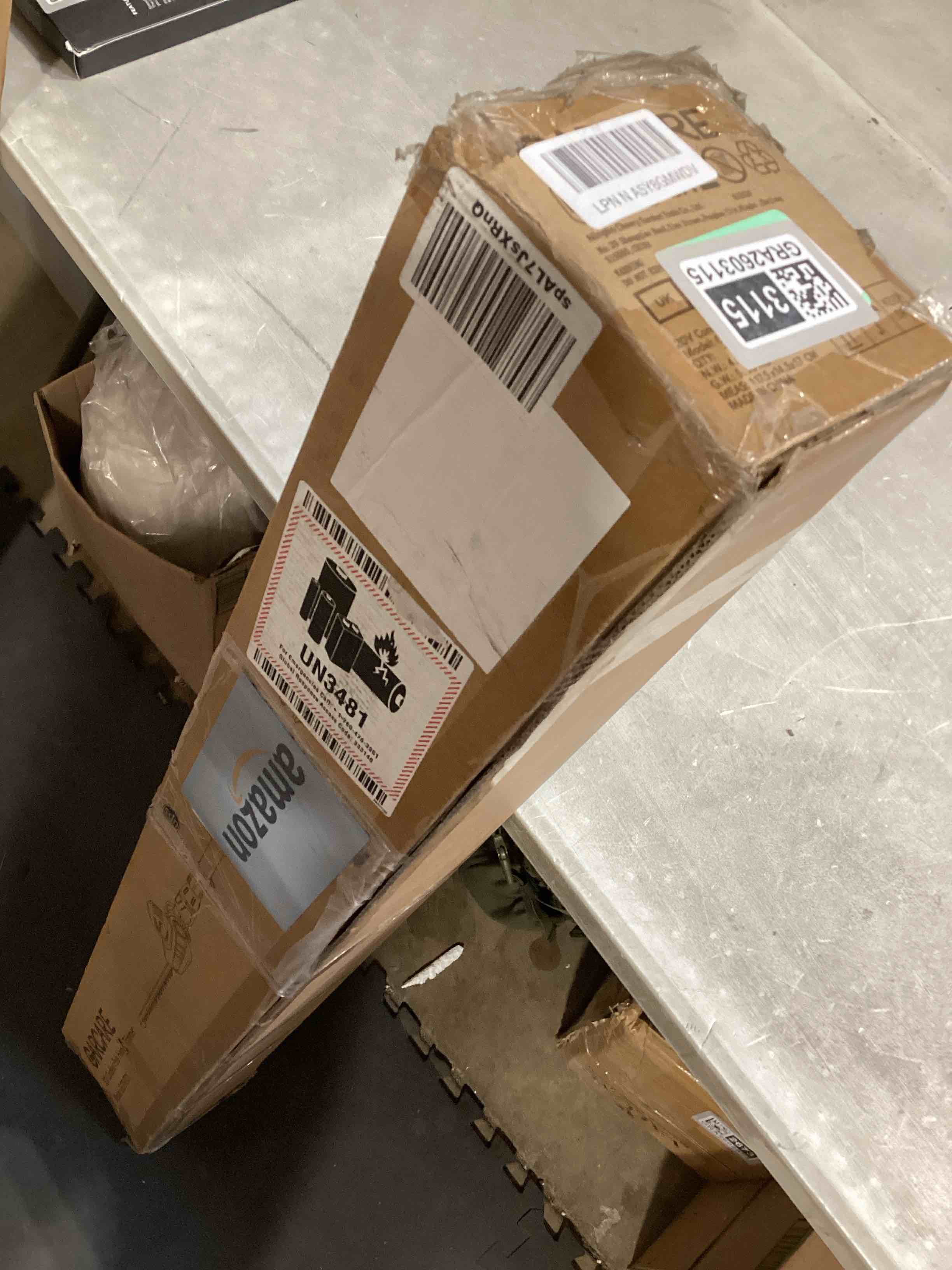 https://s3.amazonaws.com/lotting-images-prod/bidfta/GRA2603115_1755015482575.jpeg