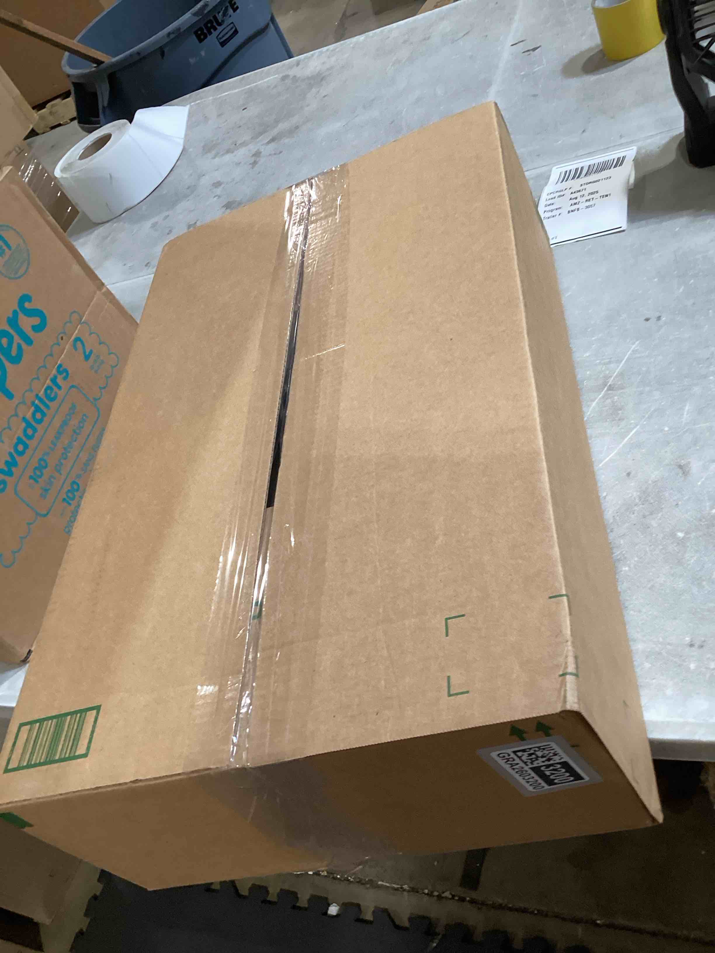 https://s3.amazonaws.com/lotting-images-prod/bidfta/GRA2603200_1755024955223.jpeg