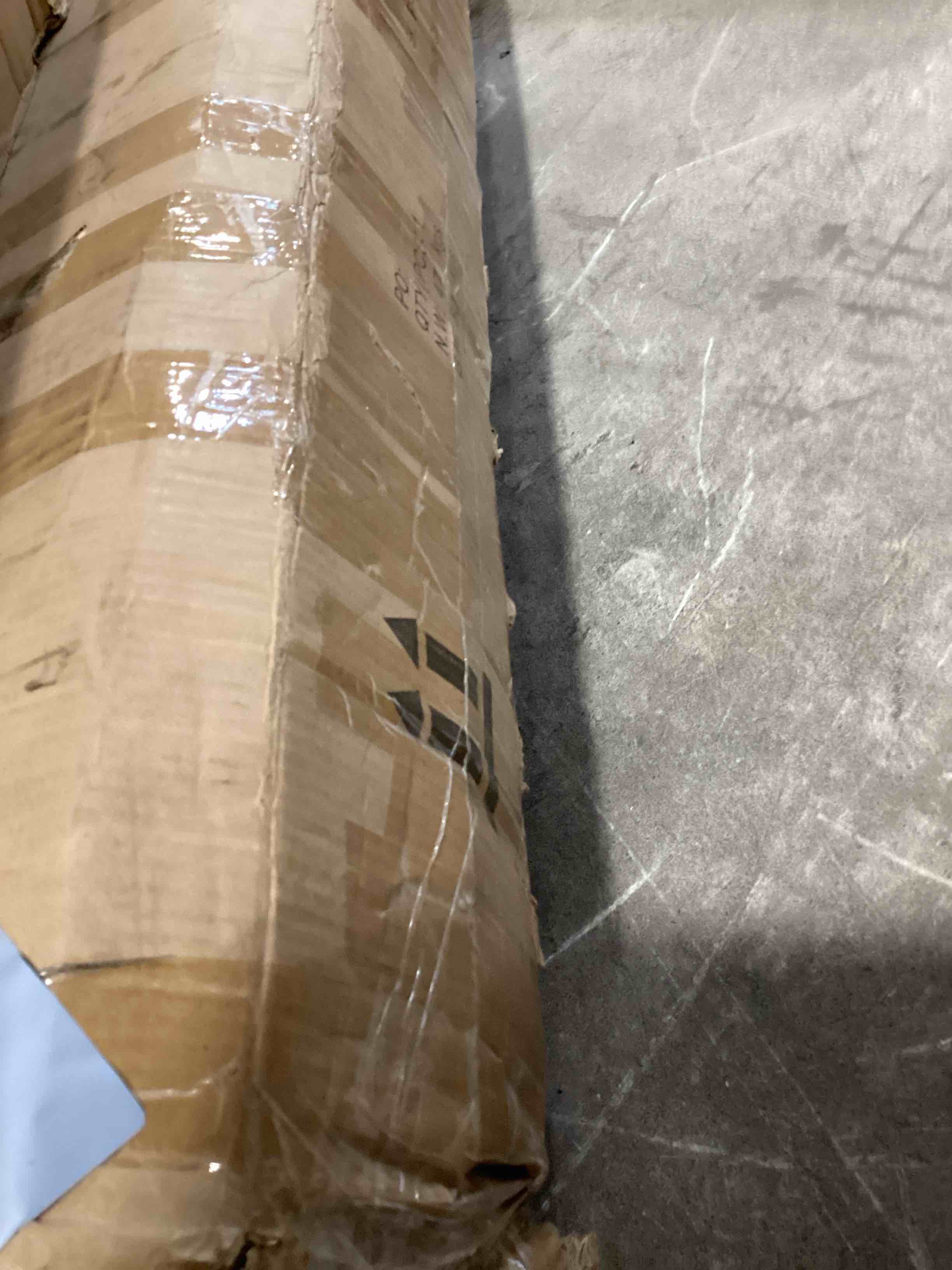 https://s3.amazonaws.com/lotting-images-prod/bidfta/GRA2603330_1755097135411.jpeg