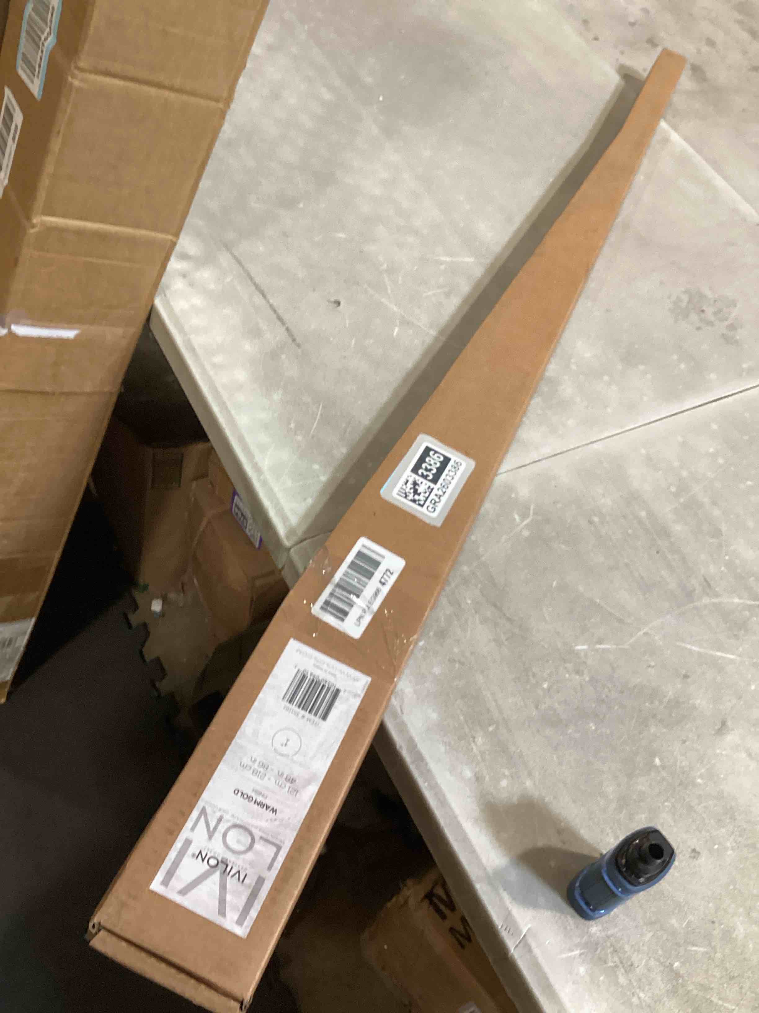 https://s3.amazonaws.com/lotting-images-prod/bidfta/GRA2603386_1755105236367.jpeg