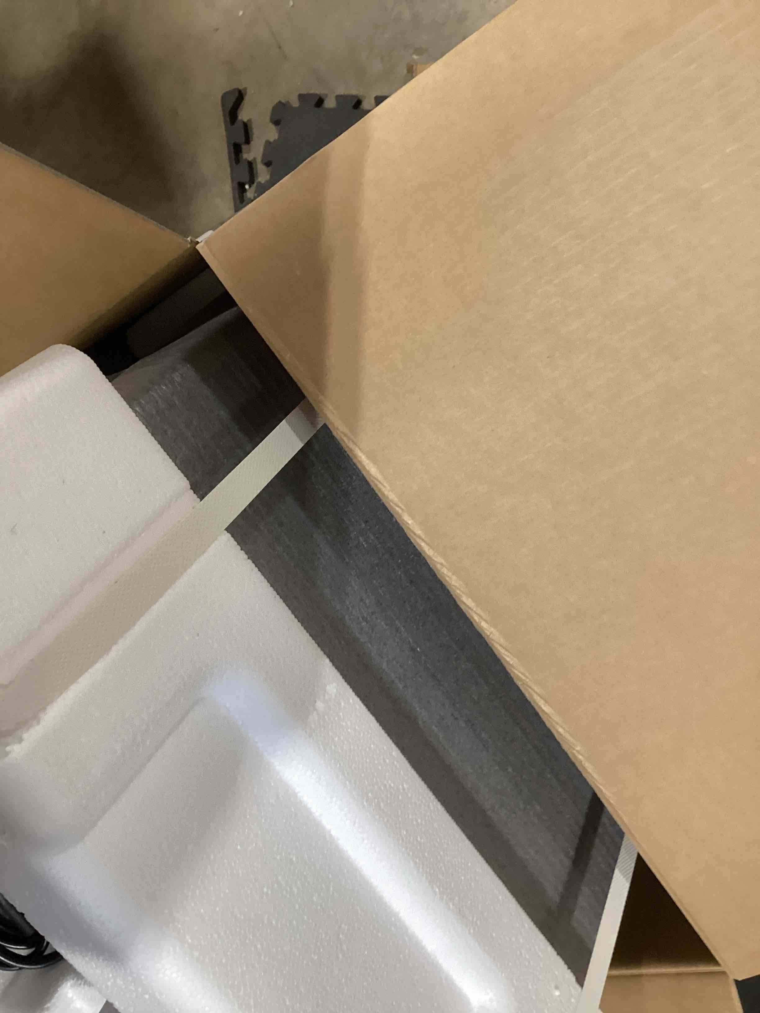 https://s3.amazonaws.com/lotting-images-prod/bidfta/GRA2603492_1755260573582.jpeg