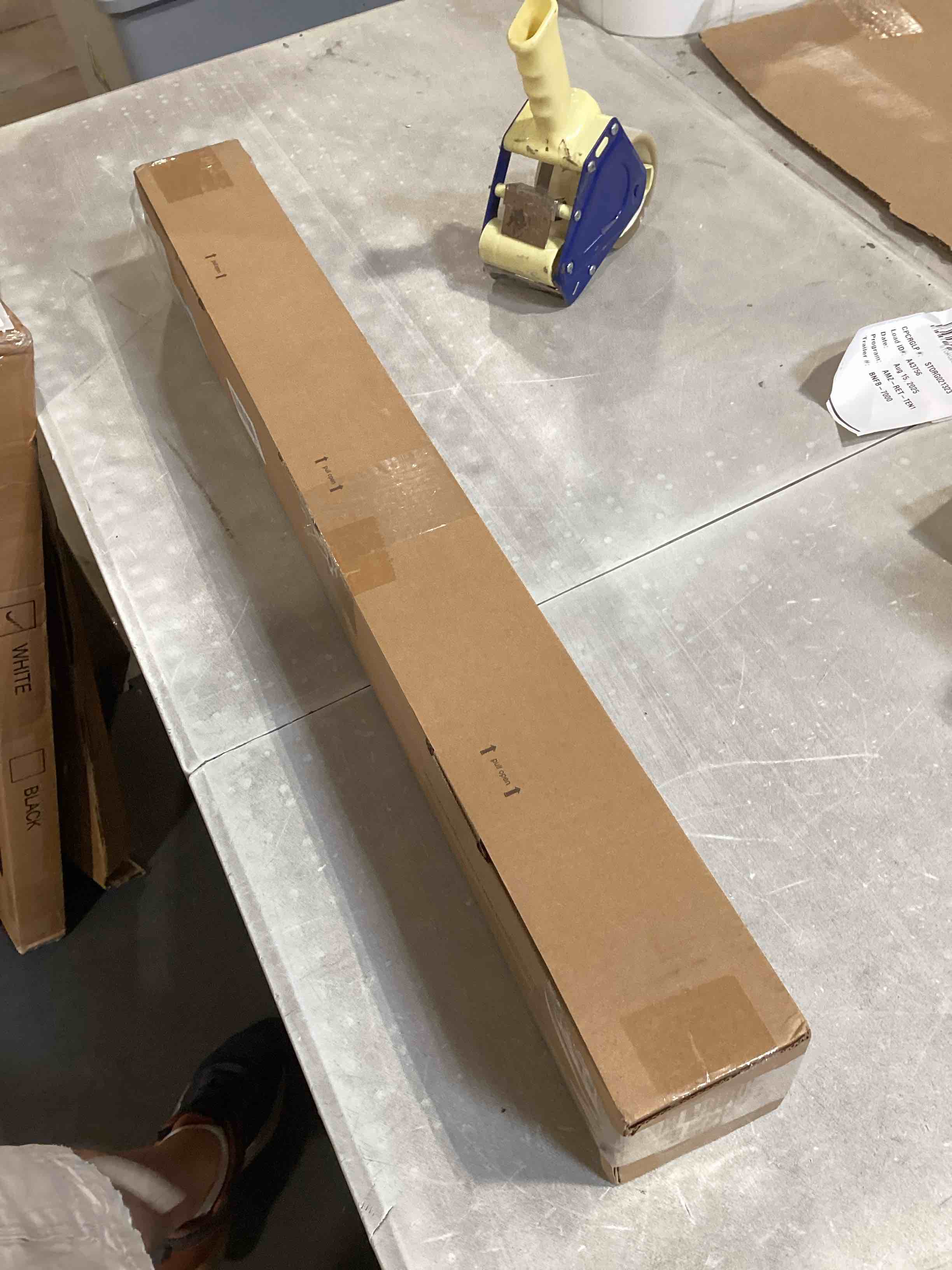 https://s3.amazonaws.com/lotting-images-prod/bidfta/GRA2603584_1755267670583.jpeg