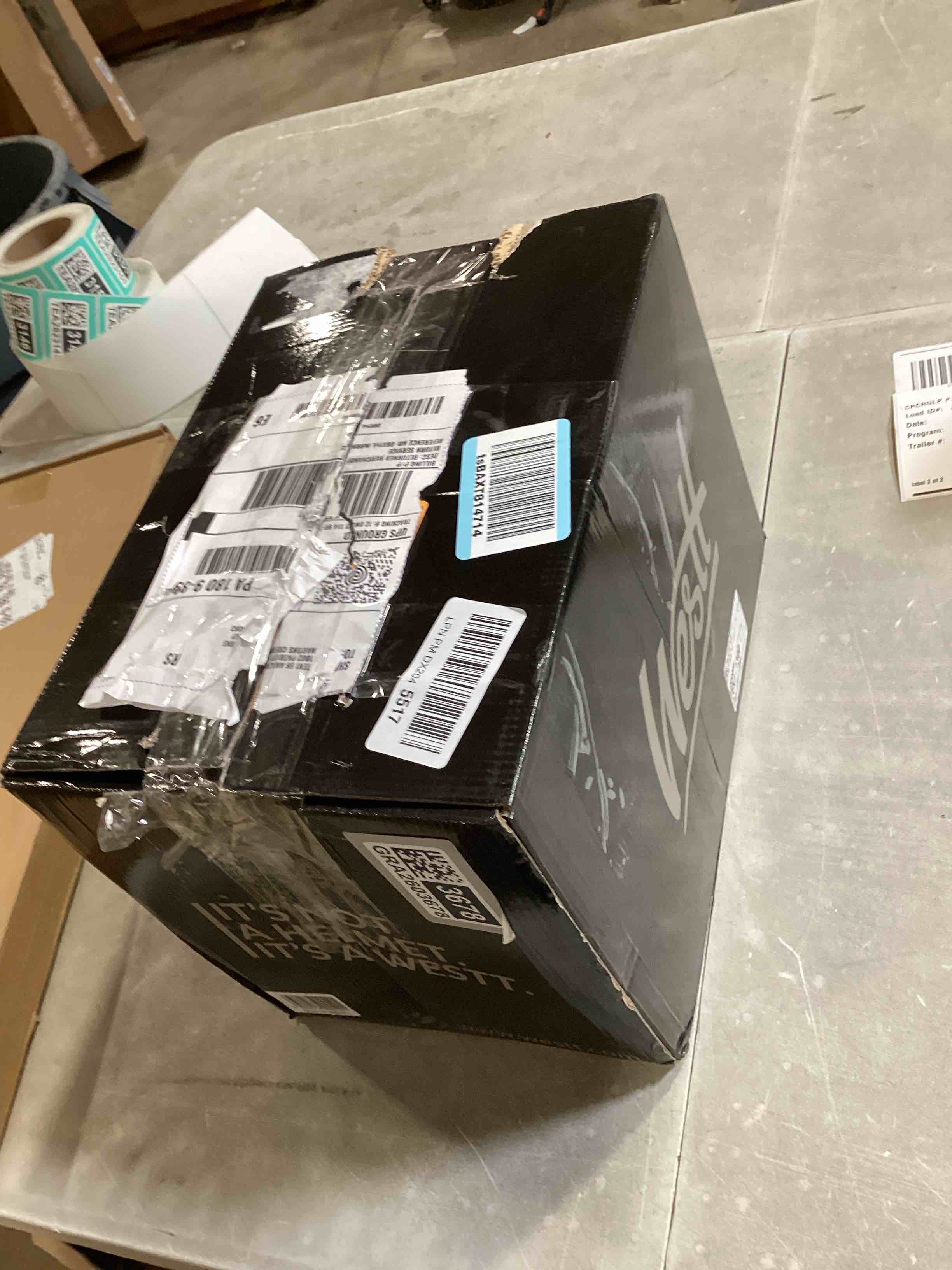 https://s3.amazonaws.com/lotting-images-prod/bidfta/GRA2603678_1755279171782.jpeg