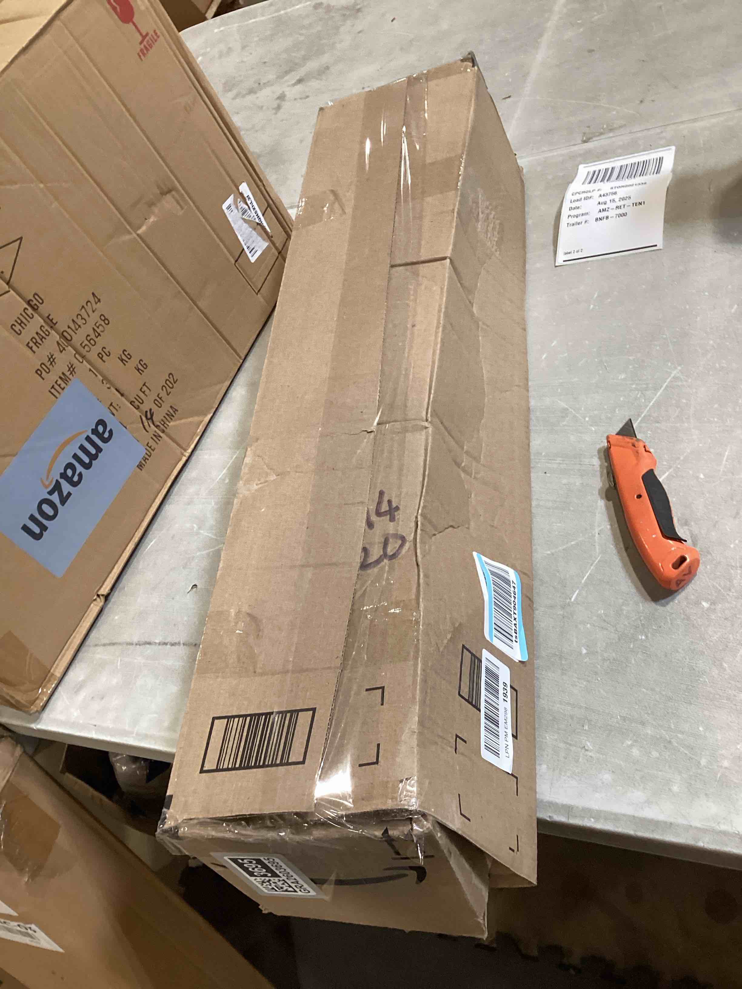 https://s3.amazonaws.com/lotting-images-prod/bidfta/GRA2603695_1755282265867.jpeg