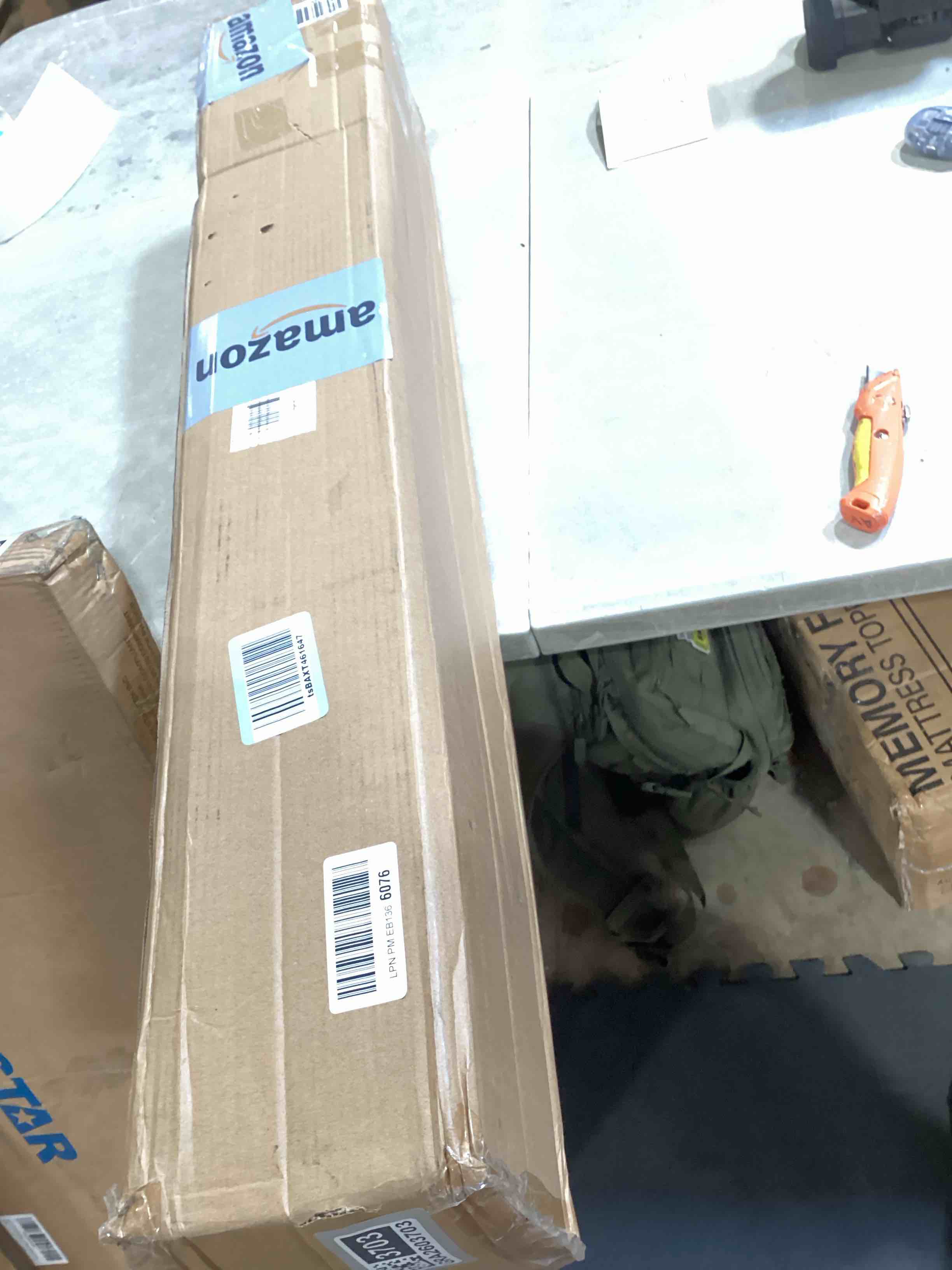 https://s3.amazonaws.com/lotting-images-prod/bidfta/GRA2603703_1755283846833.jpeg