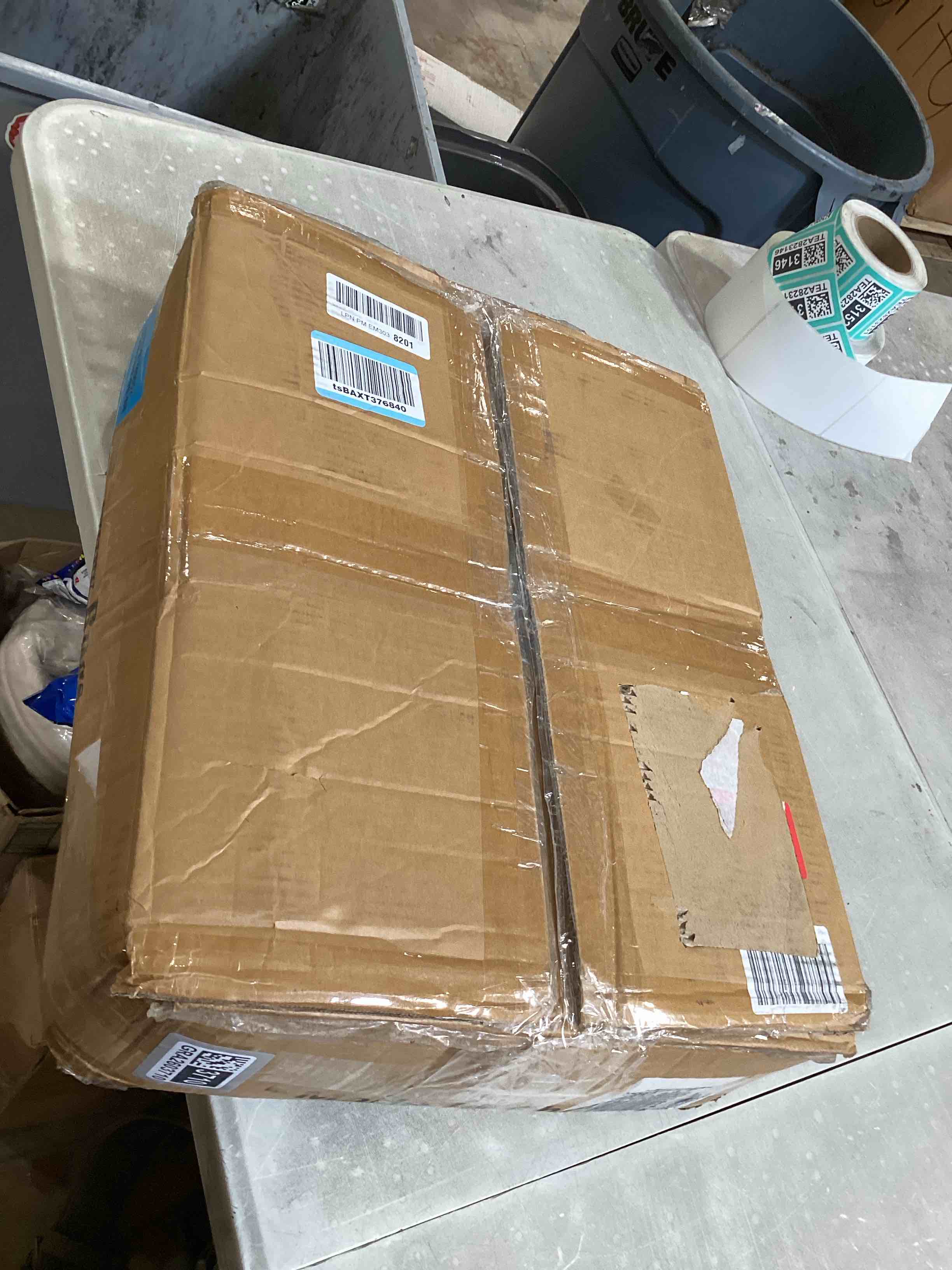 https://s3.amazonaws.com/lotting-images-prod/bidfta/GRA2603710_1755284693618.jpeg