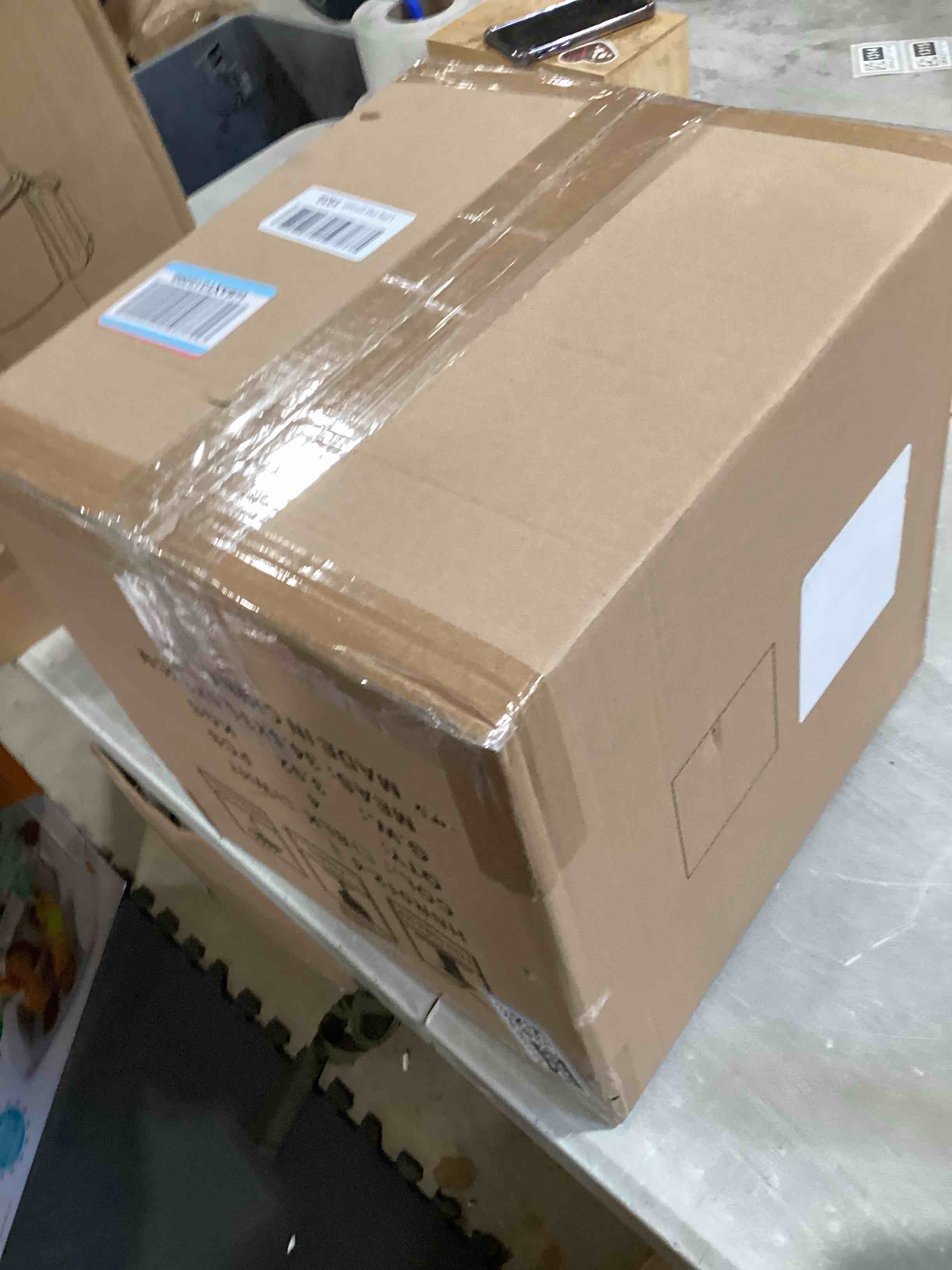 https://s3.amazonaws.com/lotting-images-prod/bidfta/GRA2603724_1755520934358.jpeg