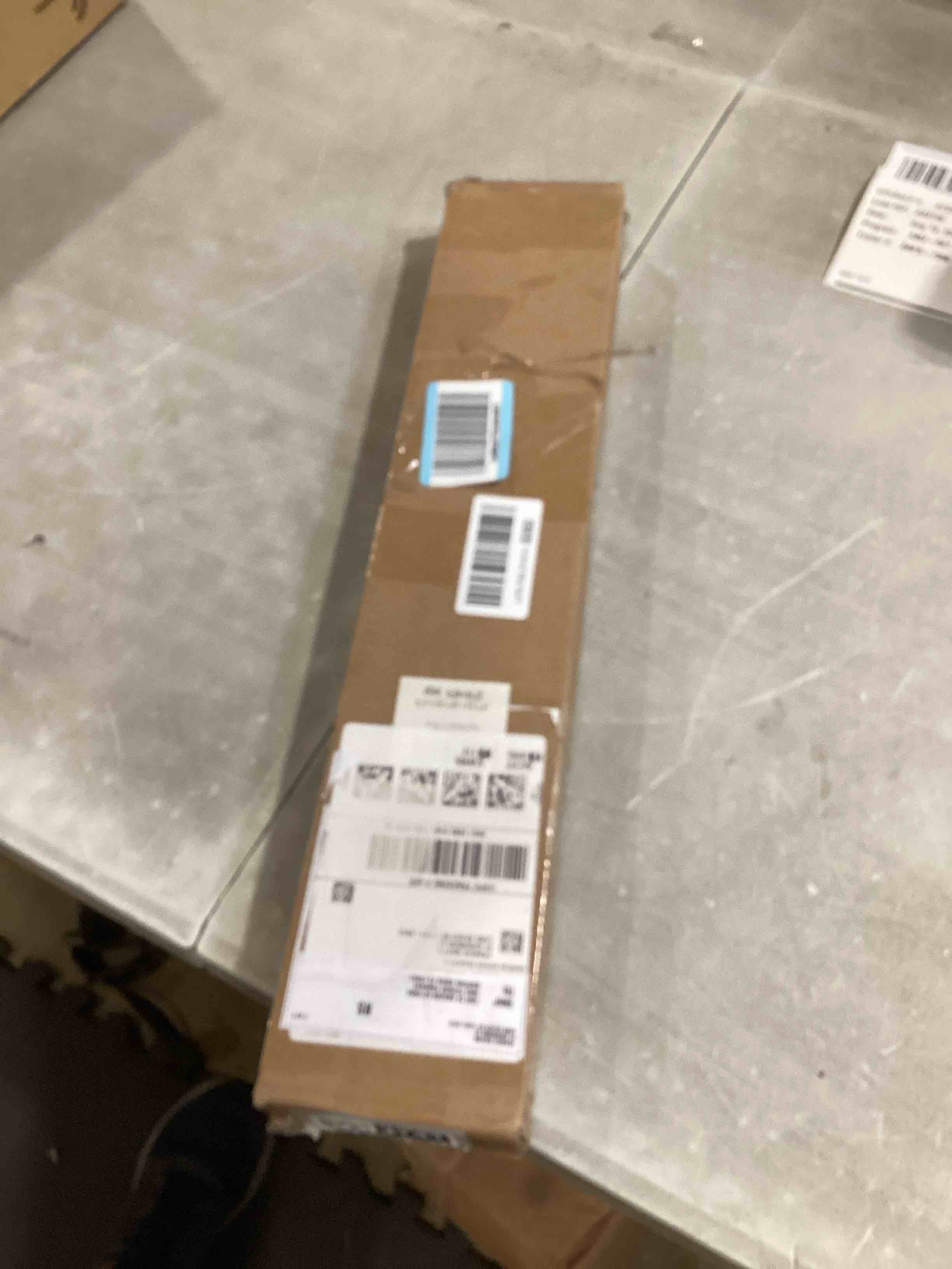 https://s3.amazonaws.com/lotting-images-prod/bidfta/GRA2603741_1755521842578.jpeg