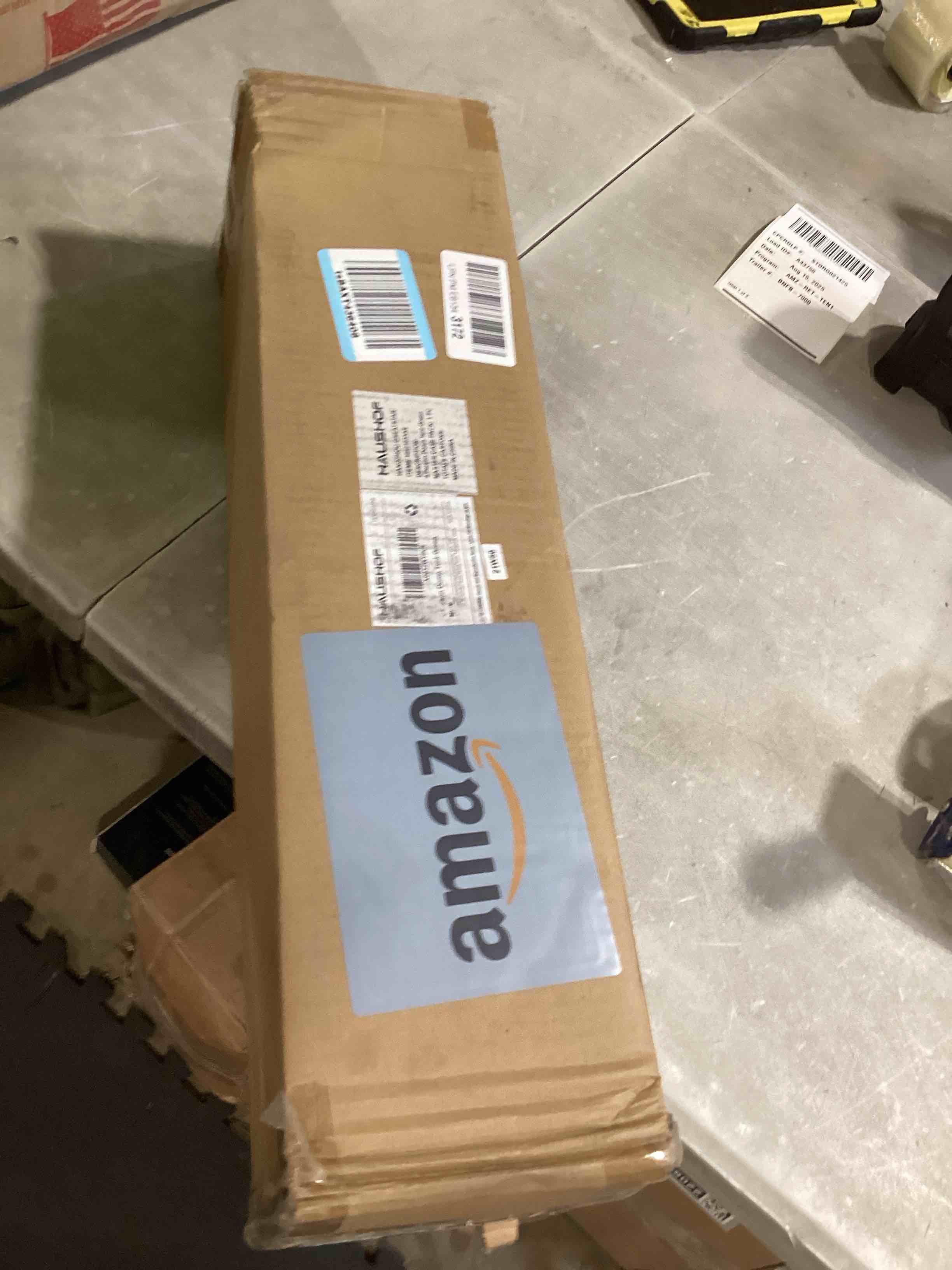 https://s3.amazonaws.com/lotting-images-prod/bidfta/GRA2603750_1755522421181.jpeg