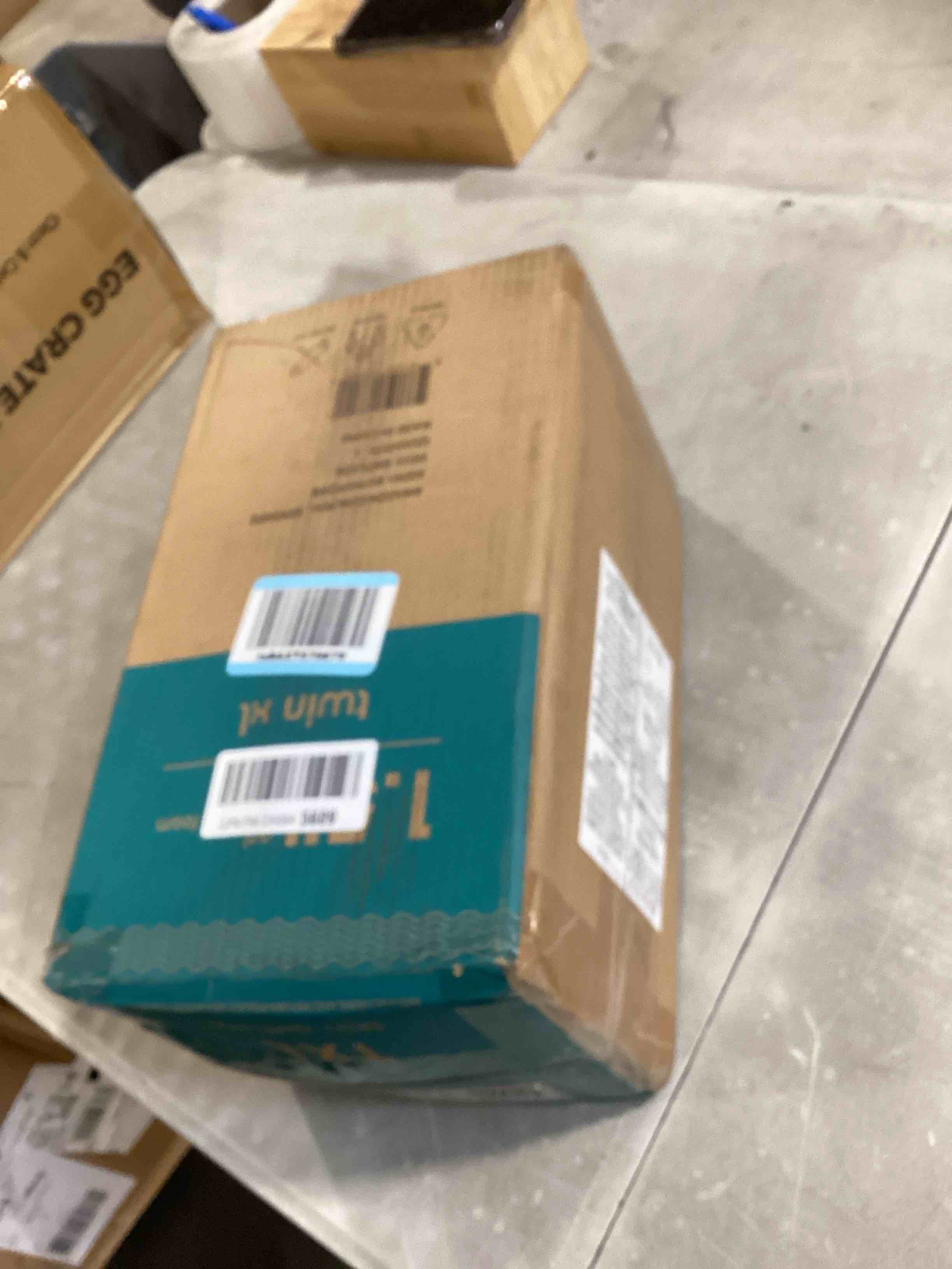 https://s3.amazonaws.com/lotting-images-prod/bidfta/GRA2603764_1755523215081.jpeg