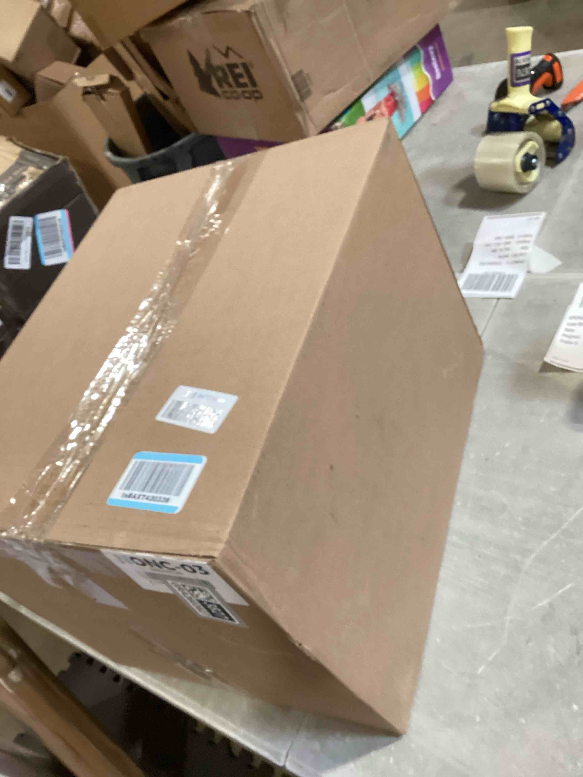 https://s3.amazonaws.com/lotting-images-prod/bidfta/GRA2603827_1755527432416.jpeg