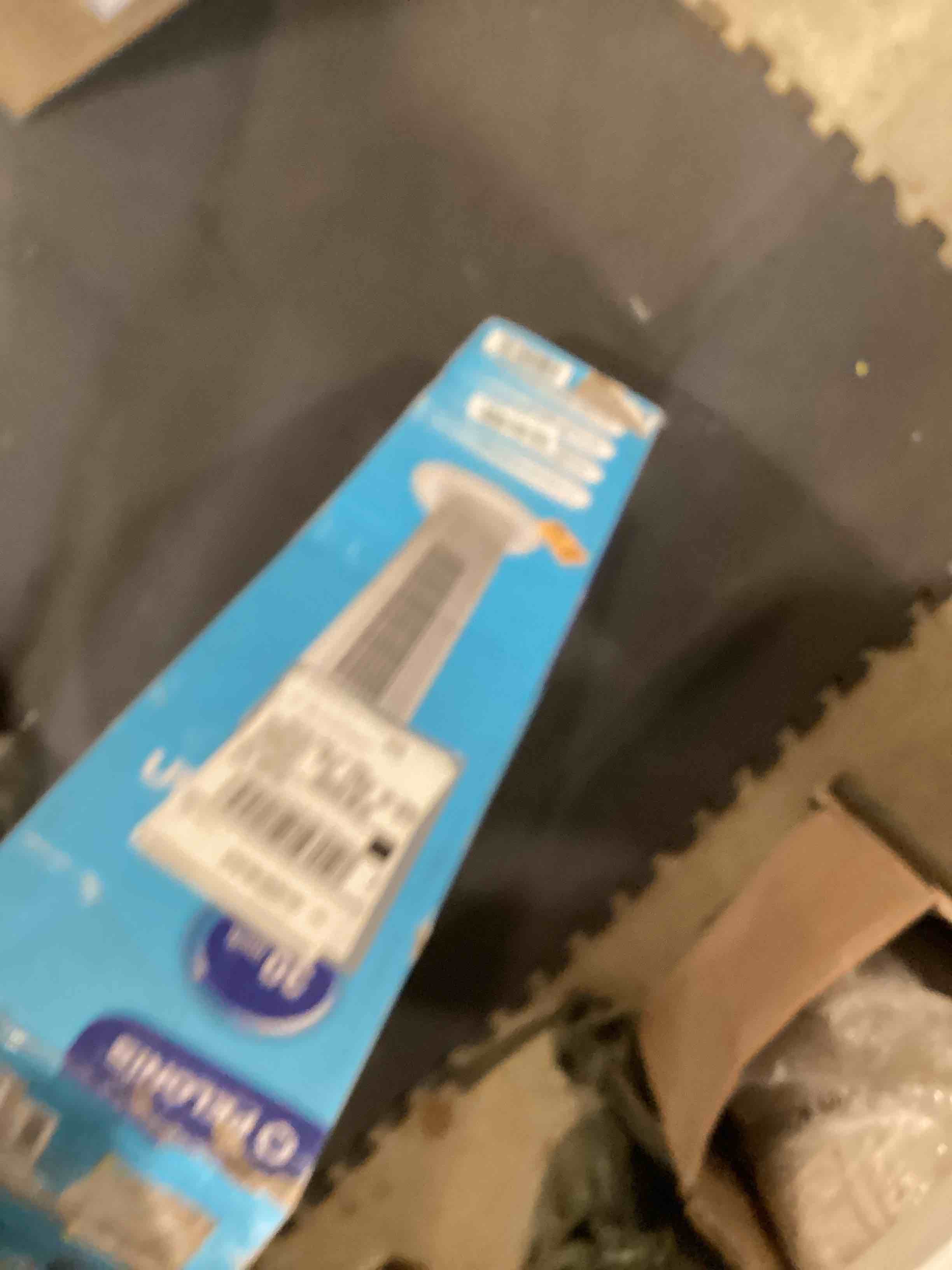 https://s3.amazonaws.com/lotting-images-prod/bidfta/GRA2603833_1755527565792.jpeg