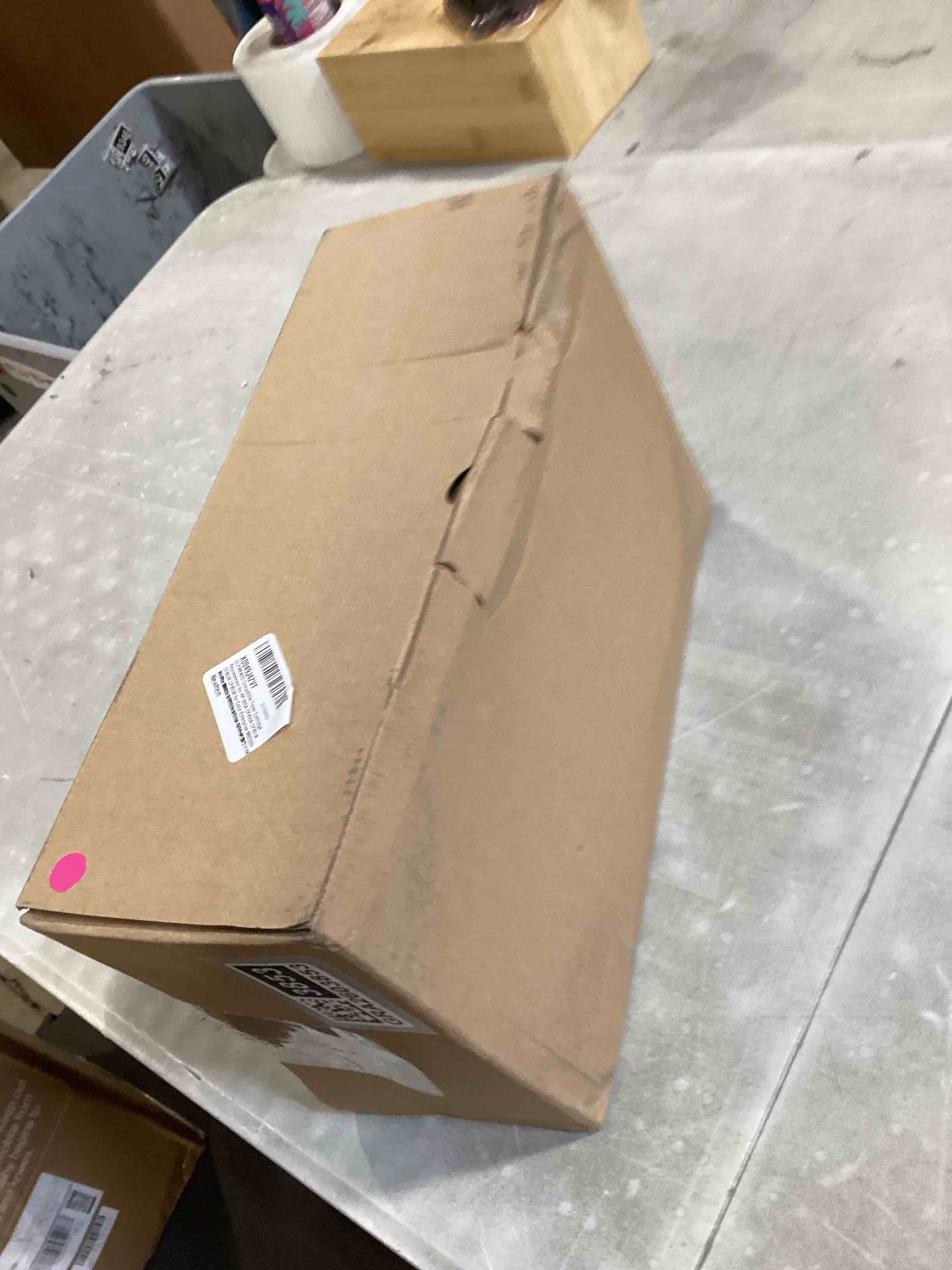 https://s3.amazonaws.com/lotting-images-prod/bidfta/GRA2603853_1755528850329.jpeg
