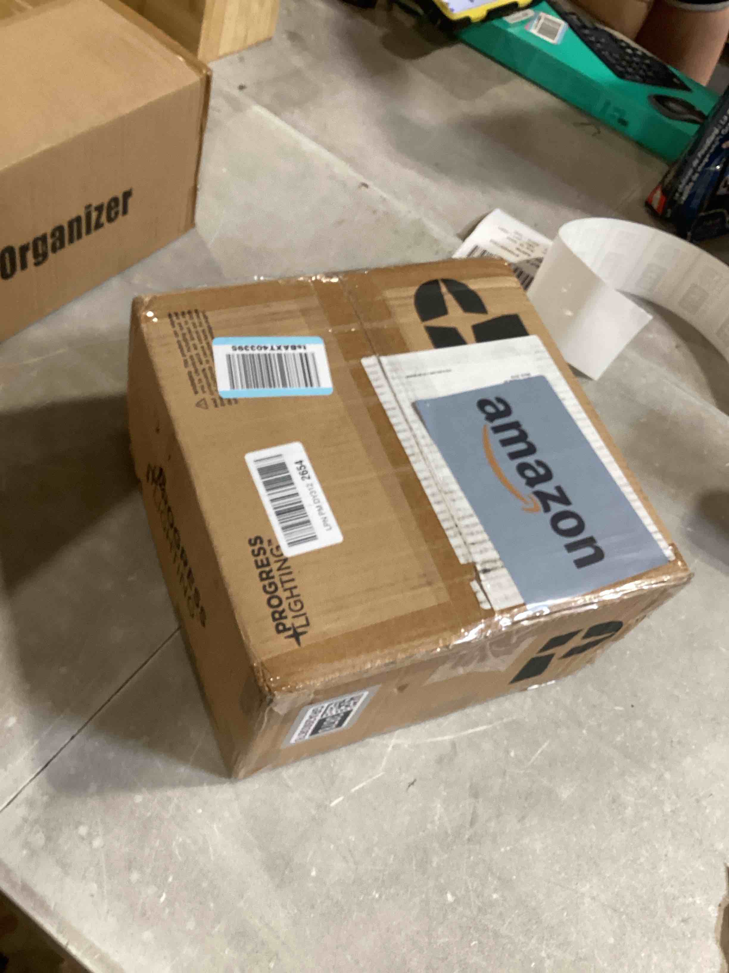 https://s3.amazonaws.com/lotting-images-prod/bidfta/GRA2603878_1755530125679.jpeg
